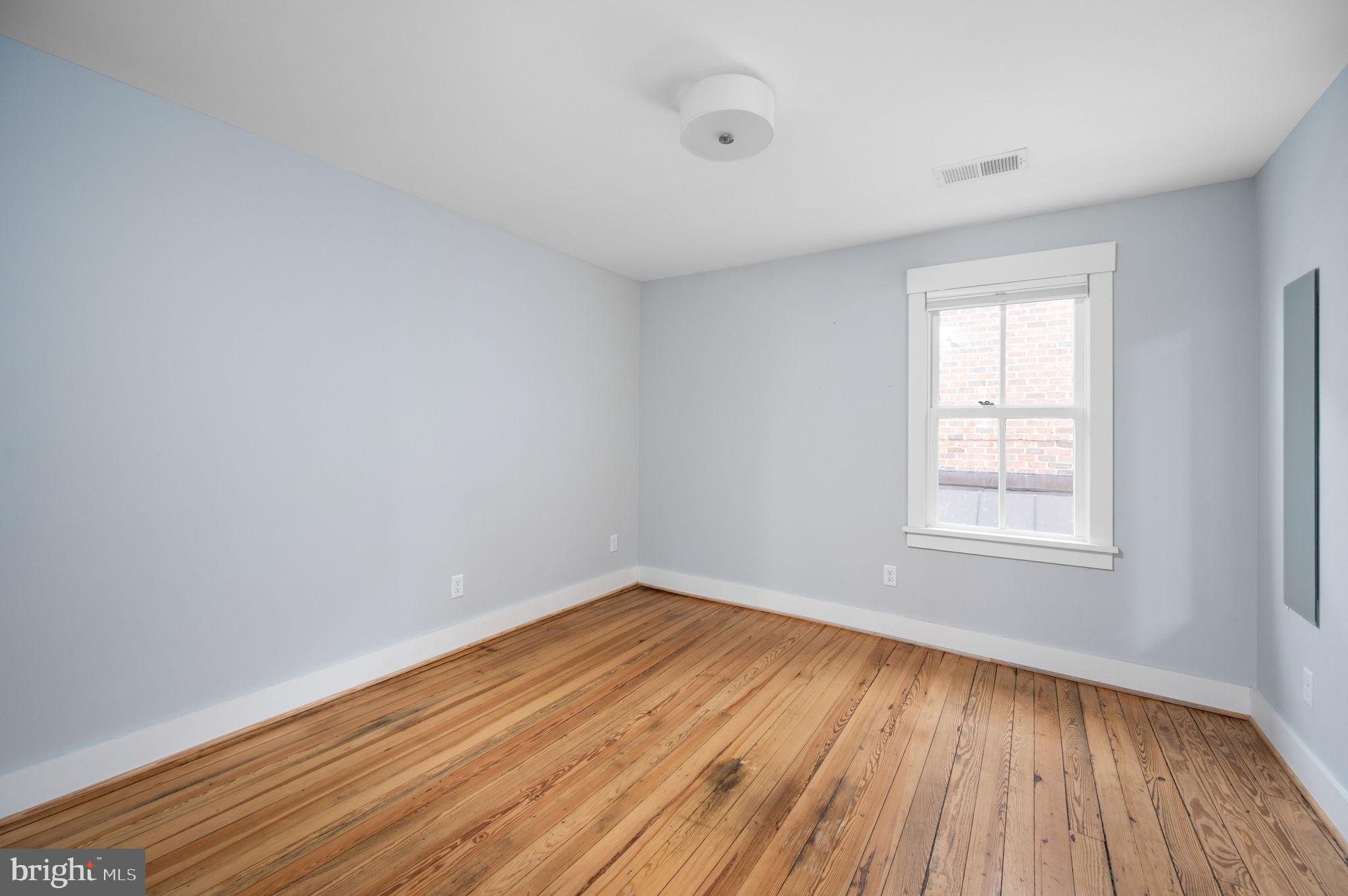 DOWNTOWN FREDERICKSBURG - Residential