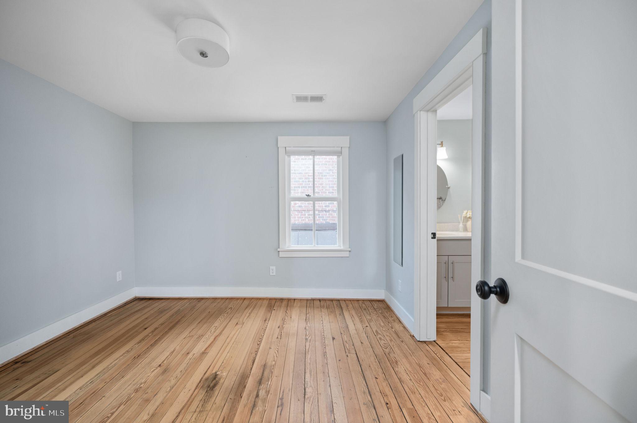 DOWNTOWN FREDERICKSBURG - Residential