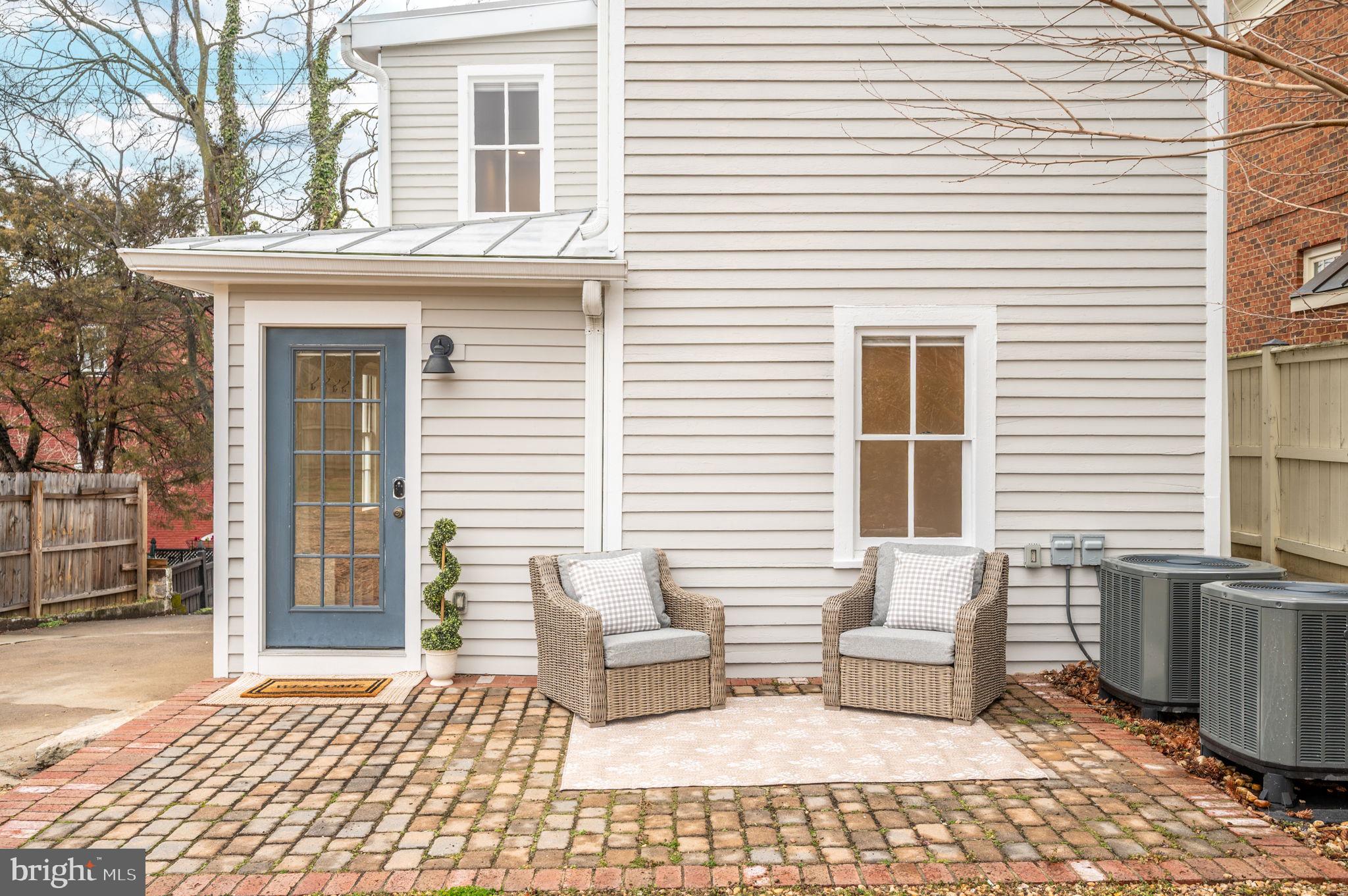 DOWNTOWN FREDERICKSBURG - Residential