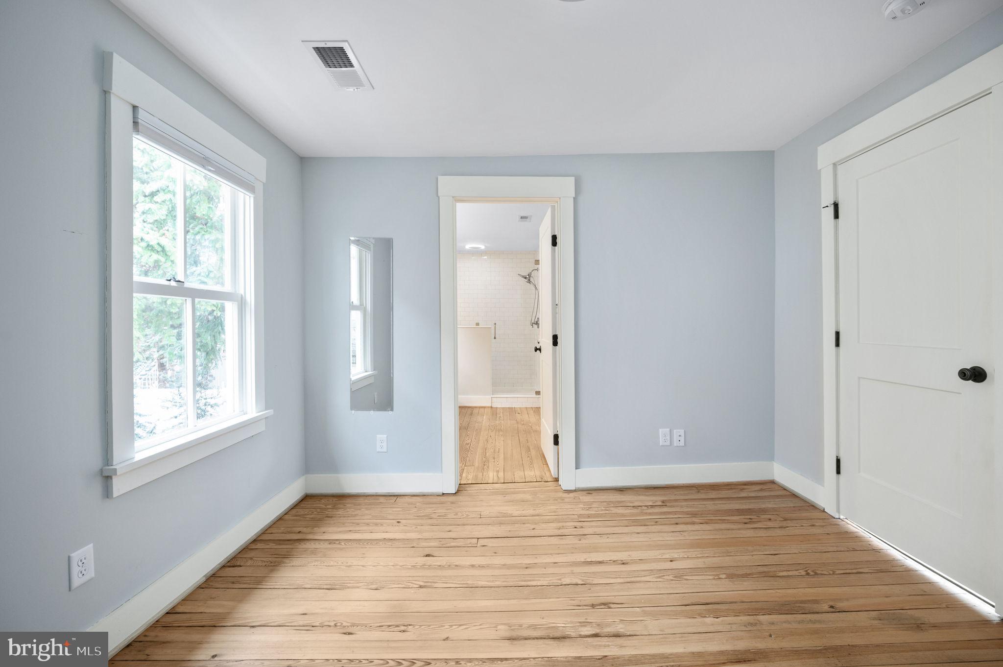 DOWNTOWN FREDERICKSBURG - Residential