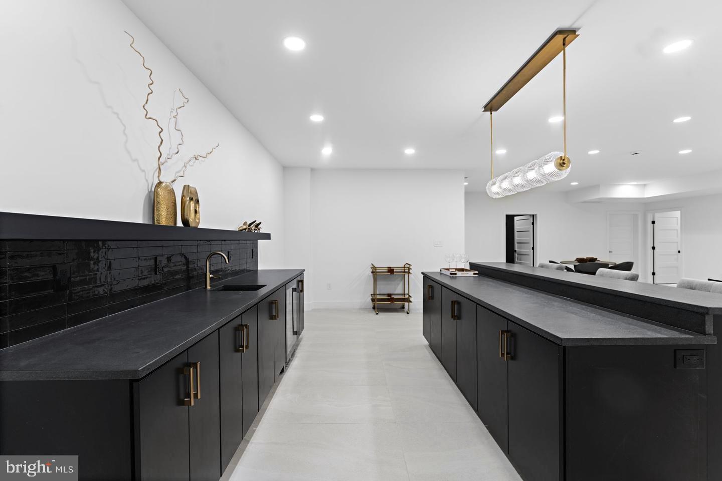 HUNTING RIDGE - Residential