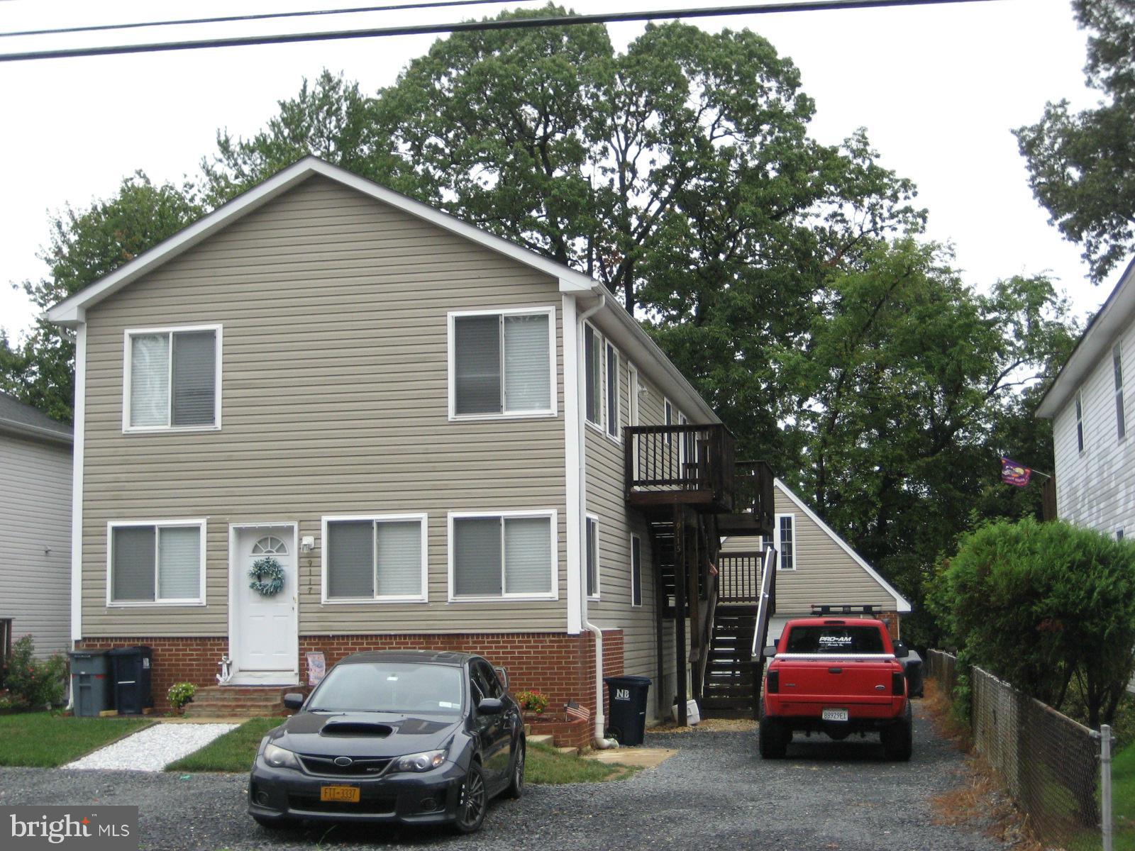 JAN. RENT SPECIAL $500 OFF 1ST MONTHS RENT. Recently renovated upper level duplex apartment. Master BR has full bath and walk in closet. Spacious open floor plan. Convenient to North Beach waterfront and boardwalk. Updated kitchen with hardwood floors. Detached garage and lawn care included in rent. Enjoy upper level deck with bay view. Avail. Jan 1st. (Must move in Jan 15 to get discount)