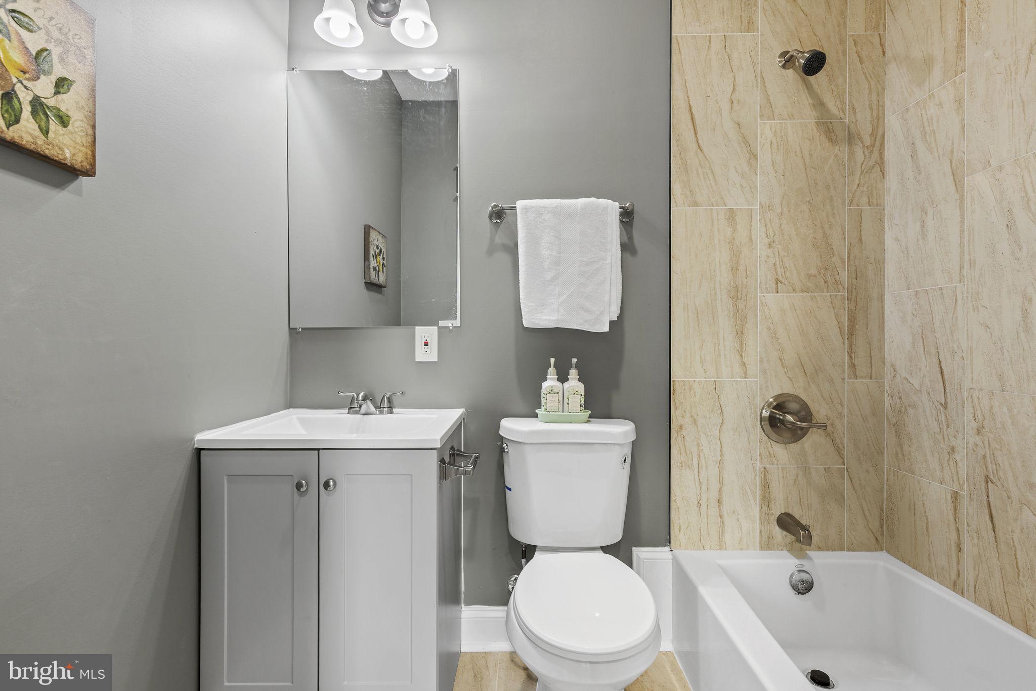 BROADWAY EAST - Residential