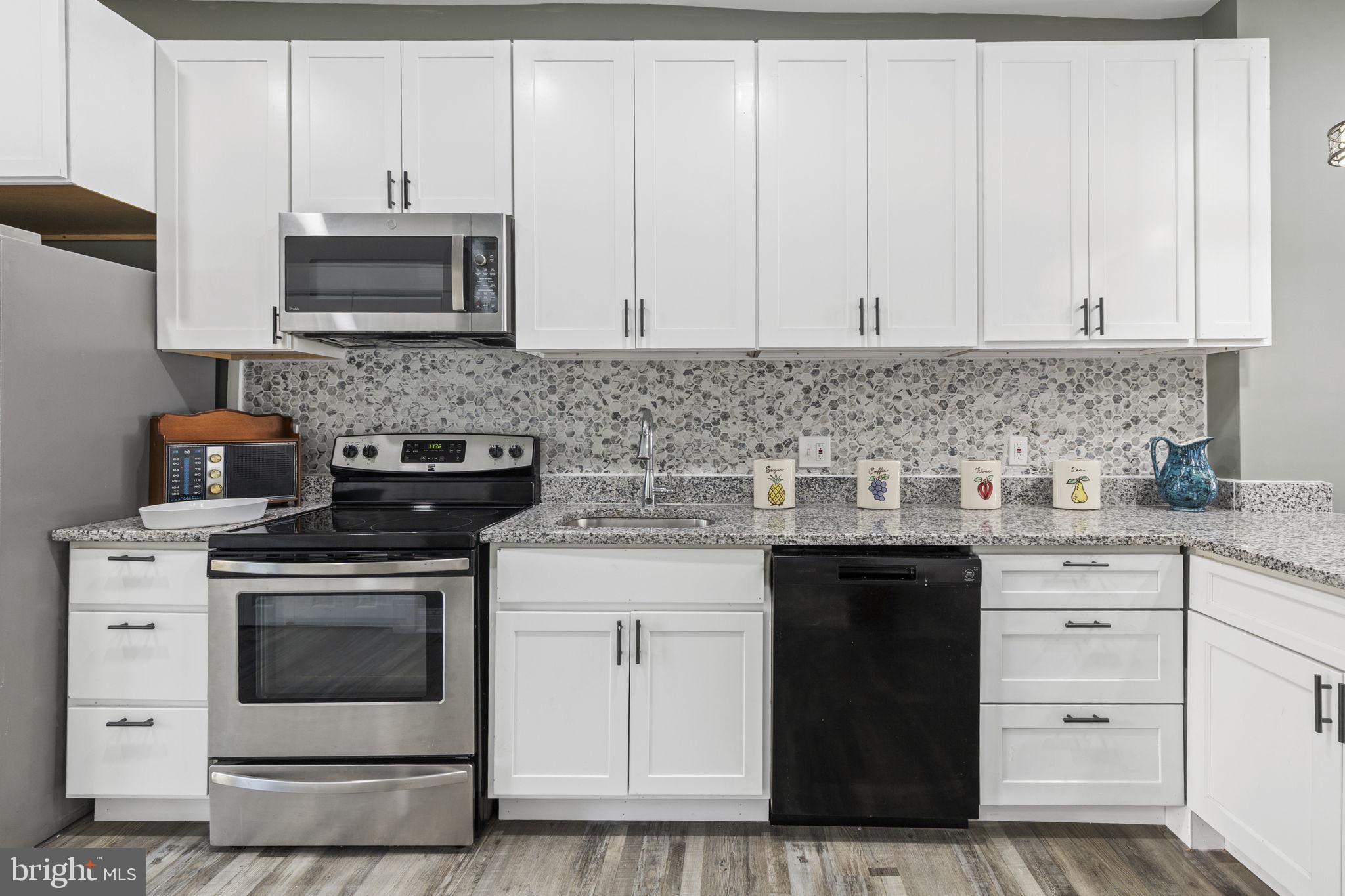 BROADWAY EAST - Residential