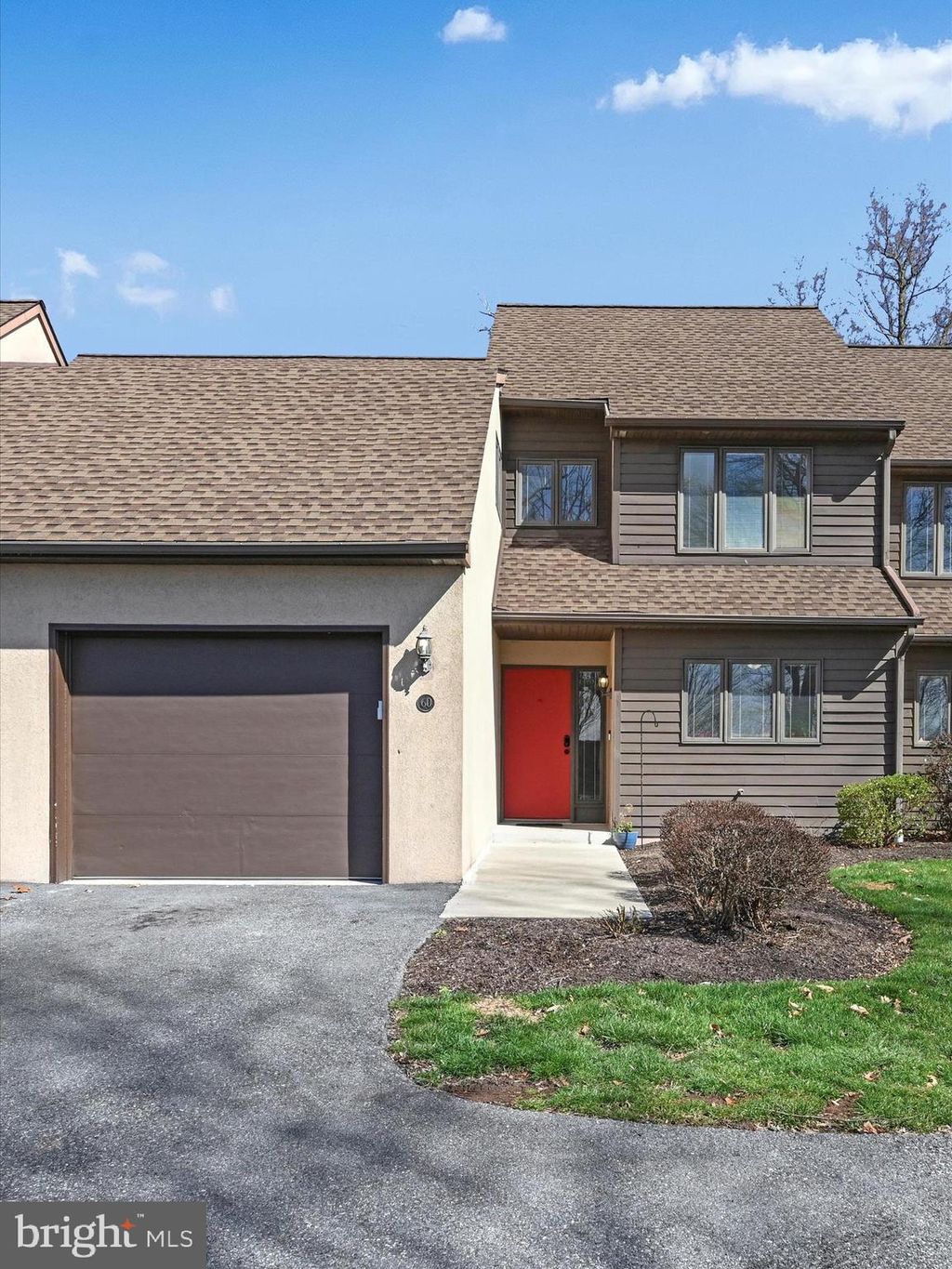 Photo of 60 Hawk Valley Lane, Denver, PA 17517 (MLS # PALA2045216)
