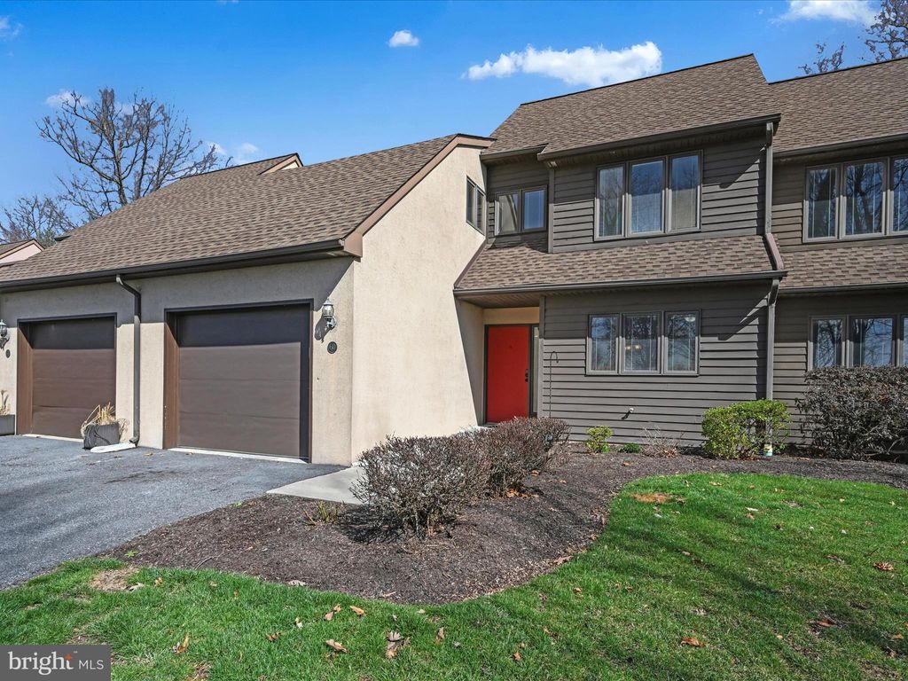 Photo of 60 Hawk Valley Lane, Denver, PA 17517 (MLS # PALA2045216)