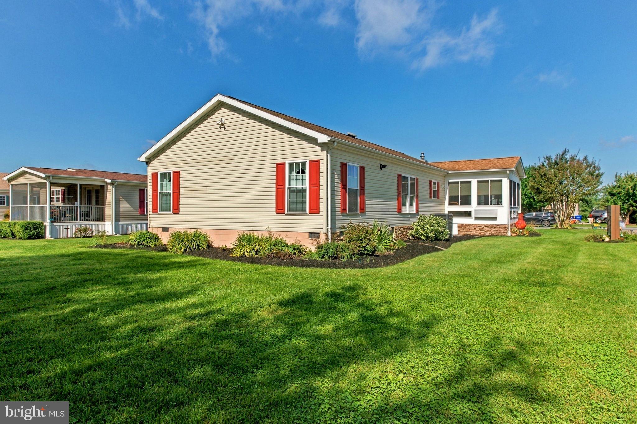 26 WHITEHAVEN WAY 13