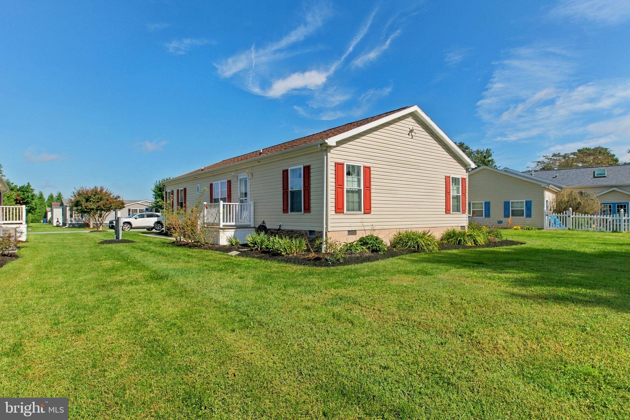 26 WHITEHAVEN WAY 13