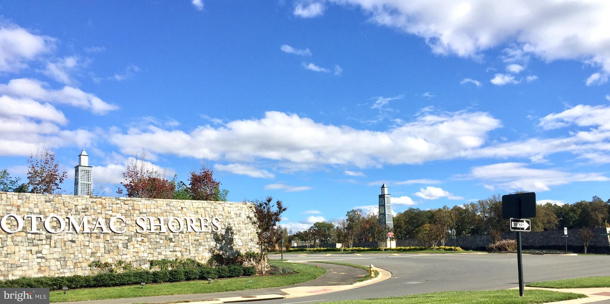 POTOMAC SHORES - Residential