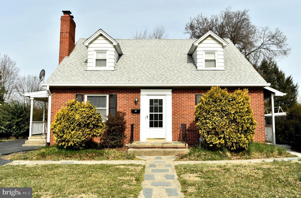 Photo of 627 Biggs Avenue #2, FREDERICK, MD 21702 (MLS # MDFR2072450)