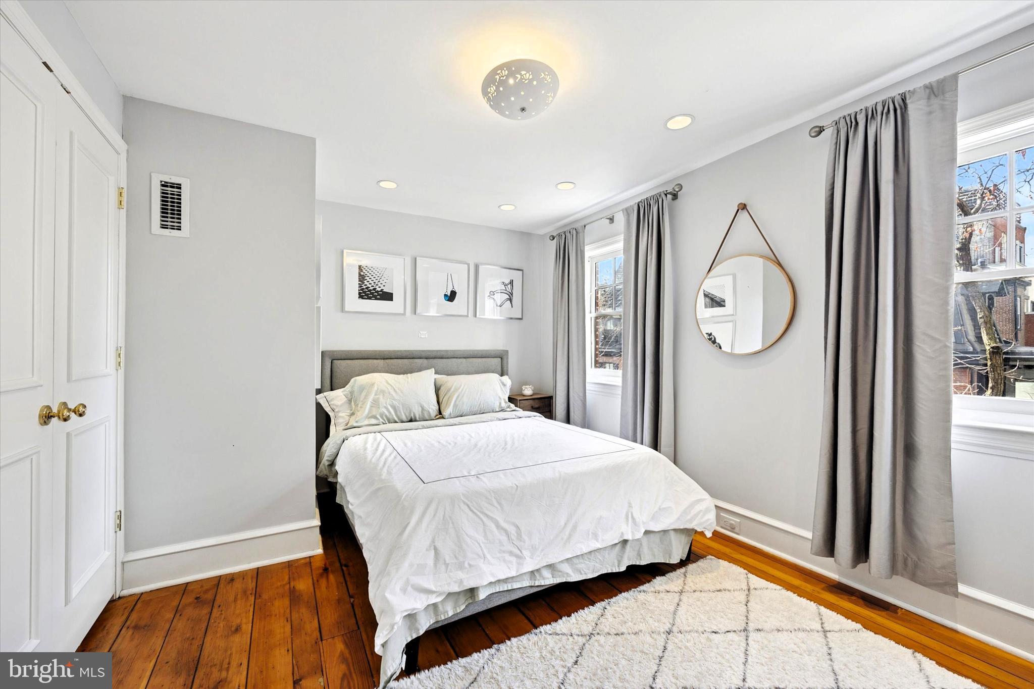 RITTENHOUSE SQUARE - Residential