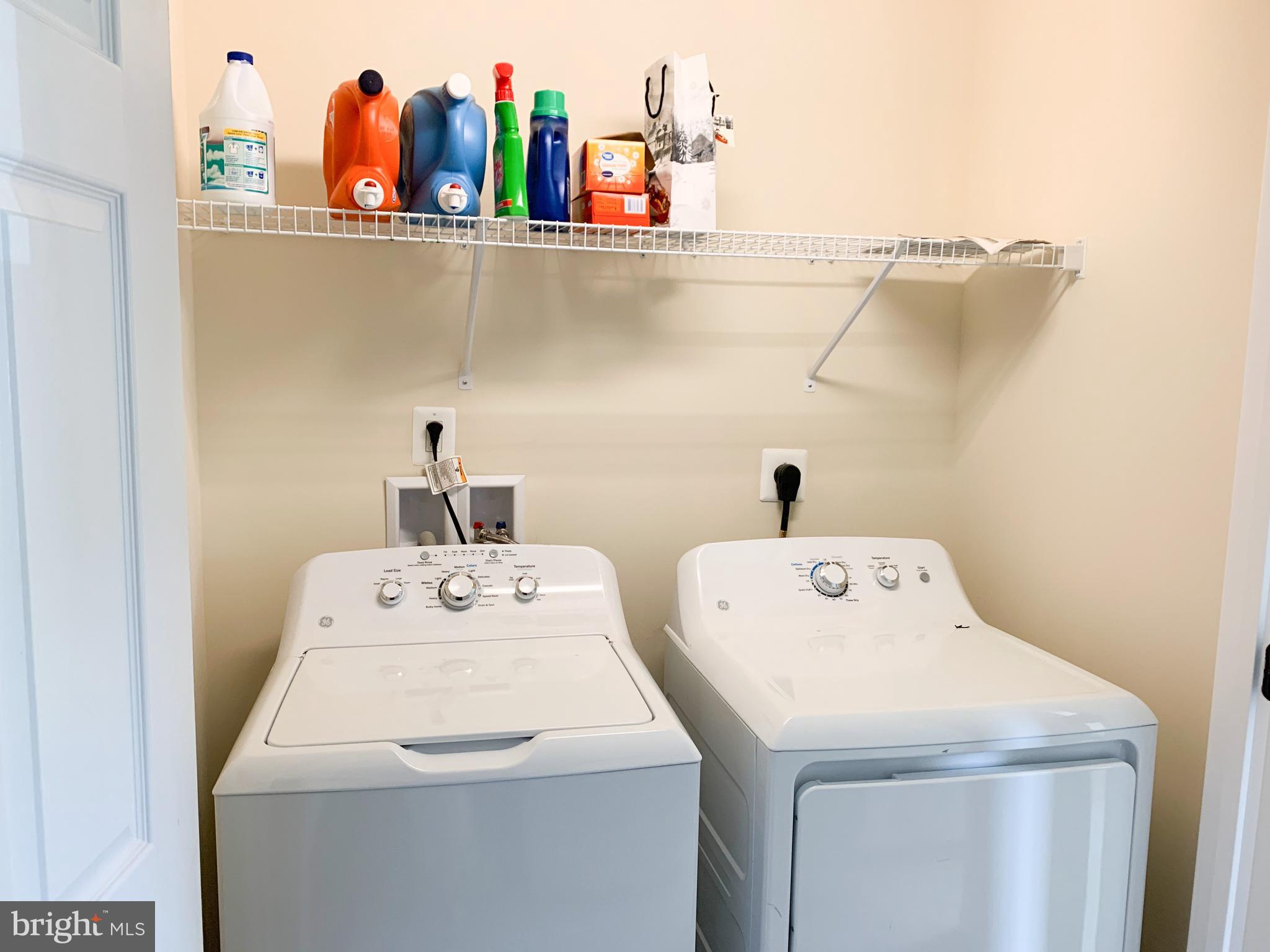 ELIZABETH HILLS PHASE 3 - Residential Lease