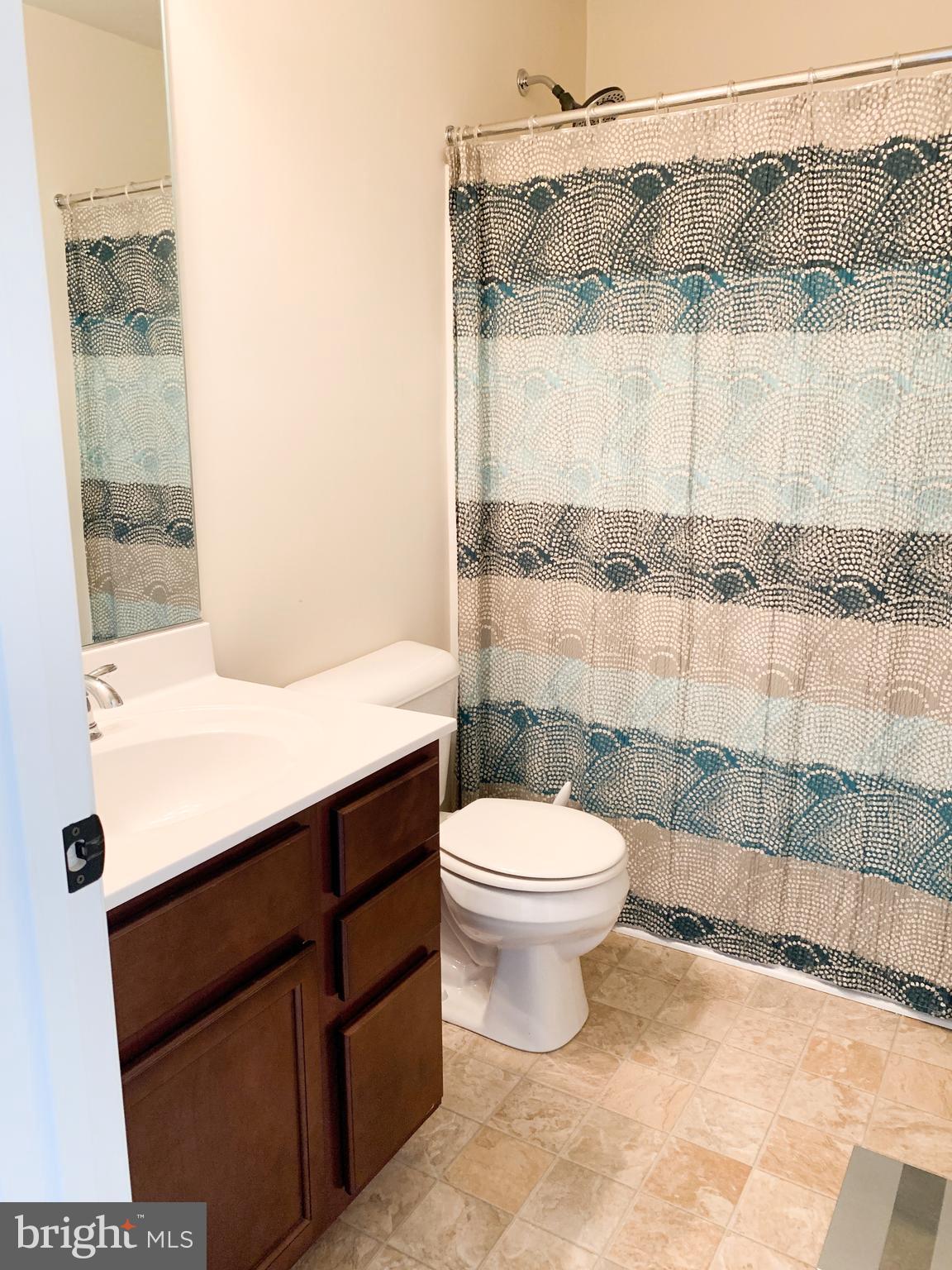 ELIZABETH HILLS PHASE 3 - Residential Lease