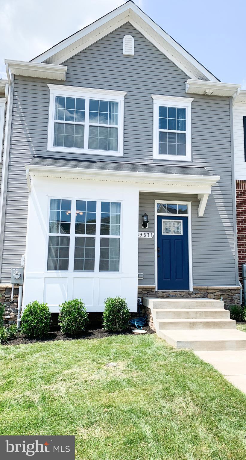 ELIZABETH HILLS PHASE 3 - Residential Lease