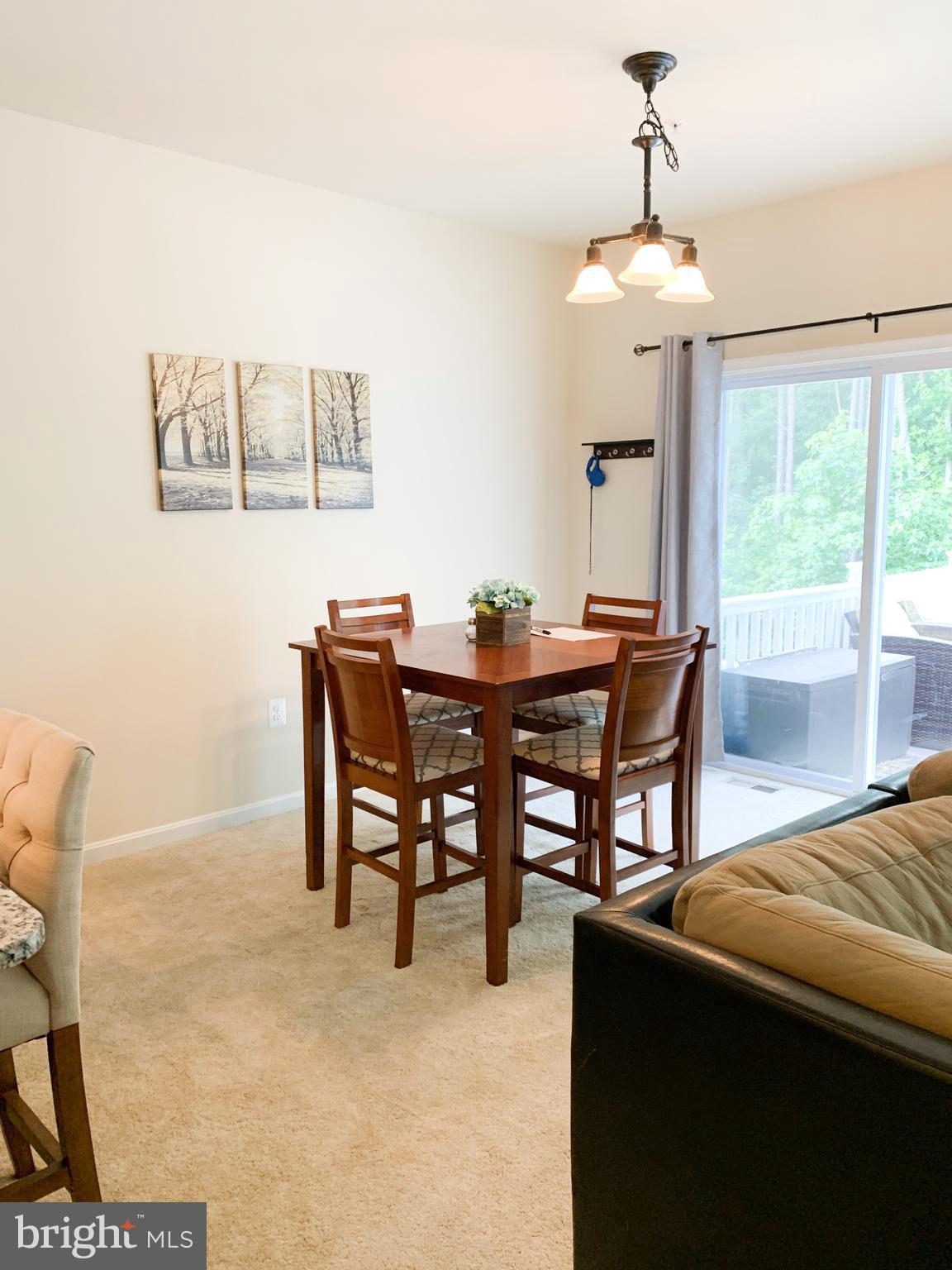 ELIZABETH HILLS PHASE 3 - Residential Lease