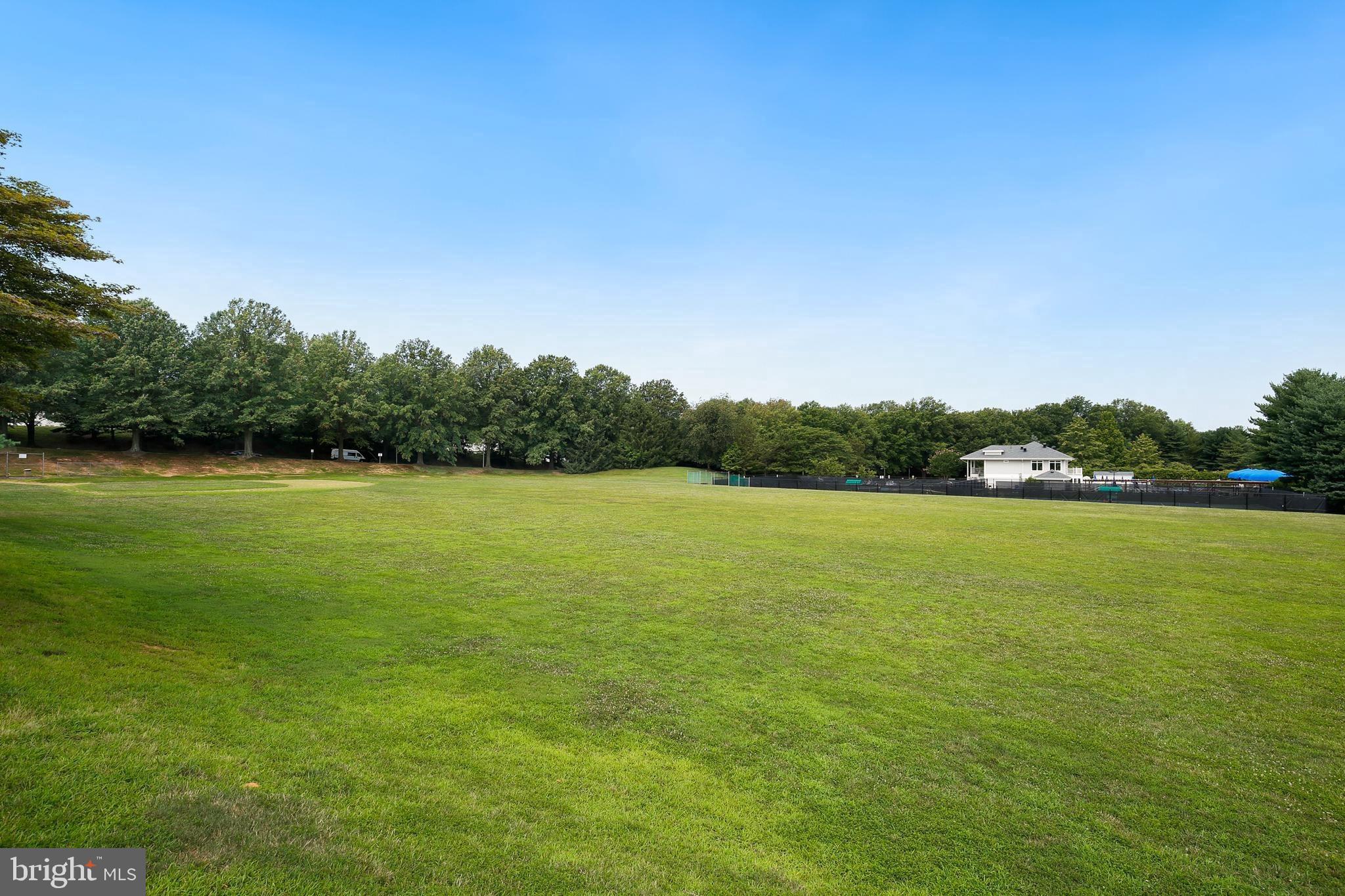 STONE RIDGE - Residential