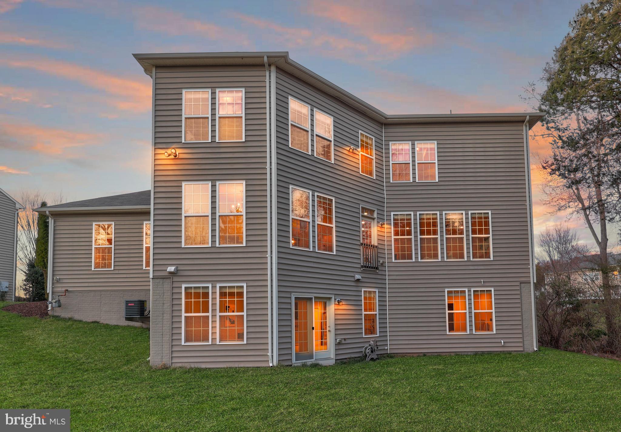 STONE RIDGE - Residential