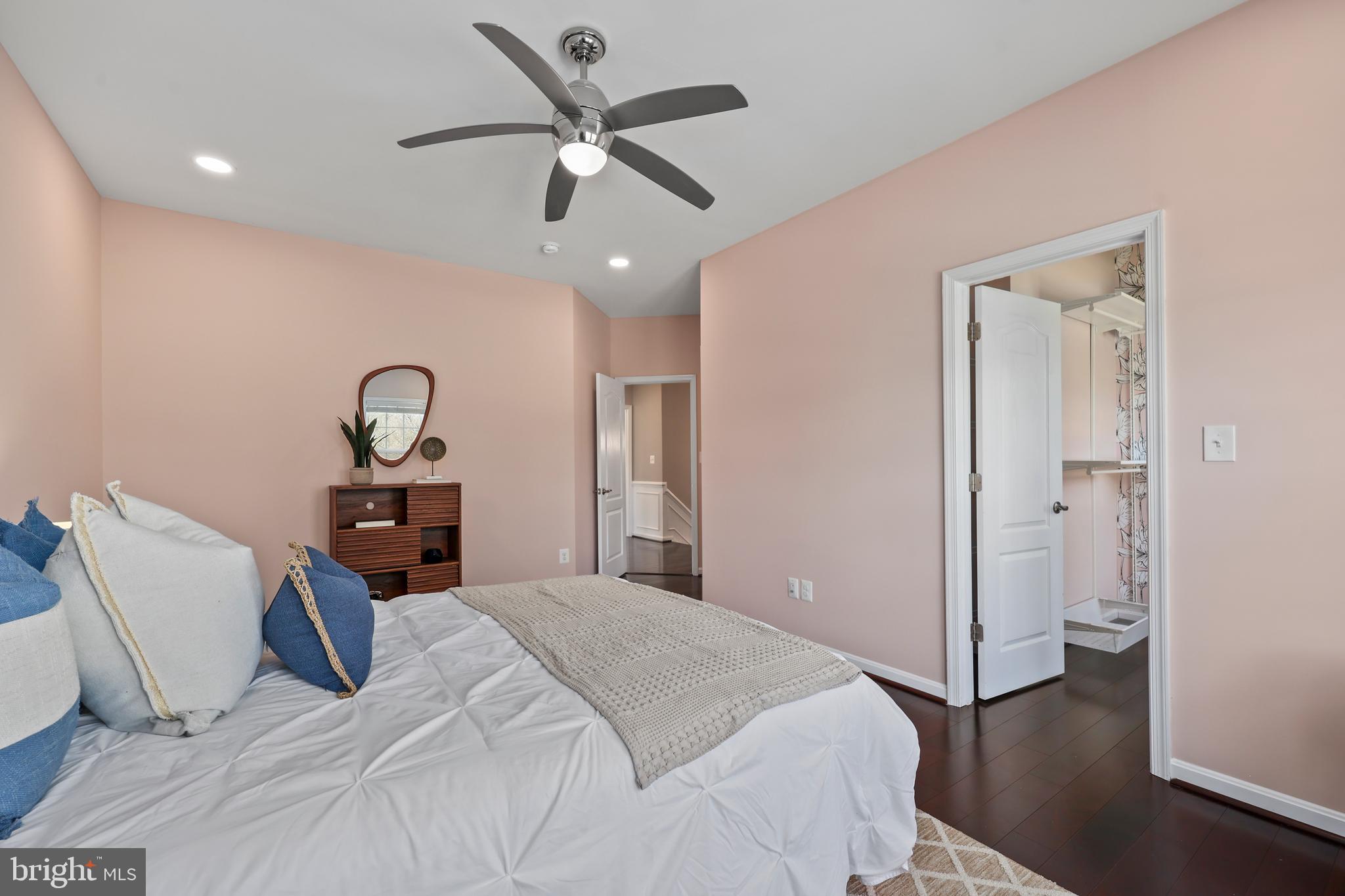 STONE RIDGE - Residential