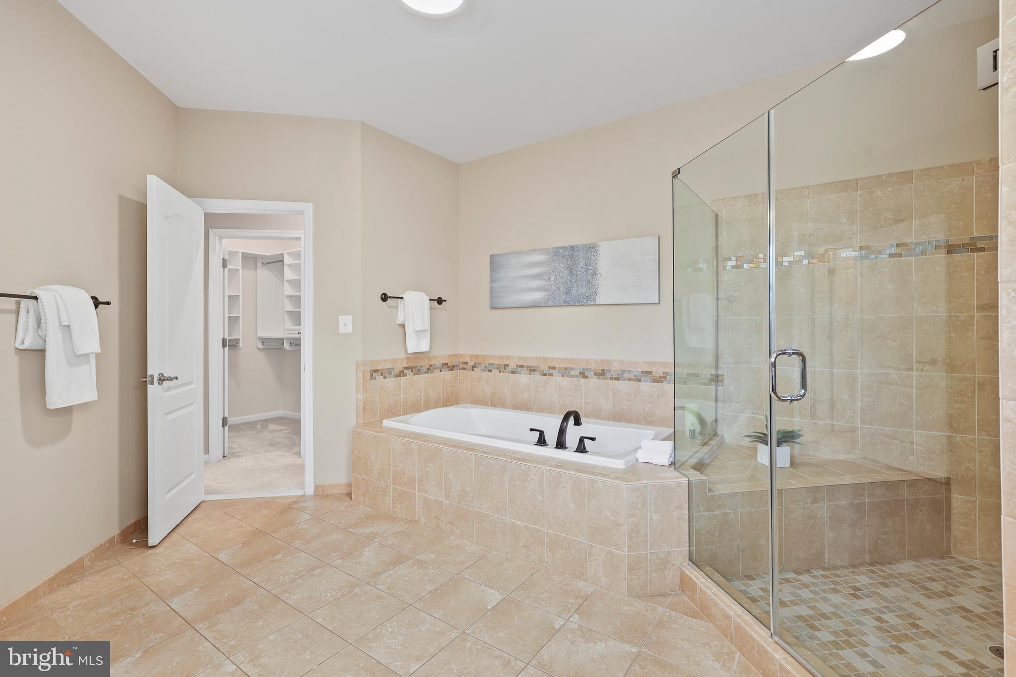 STONE RIDGE - Residential