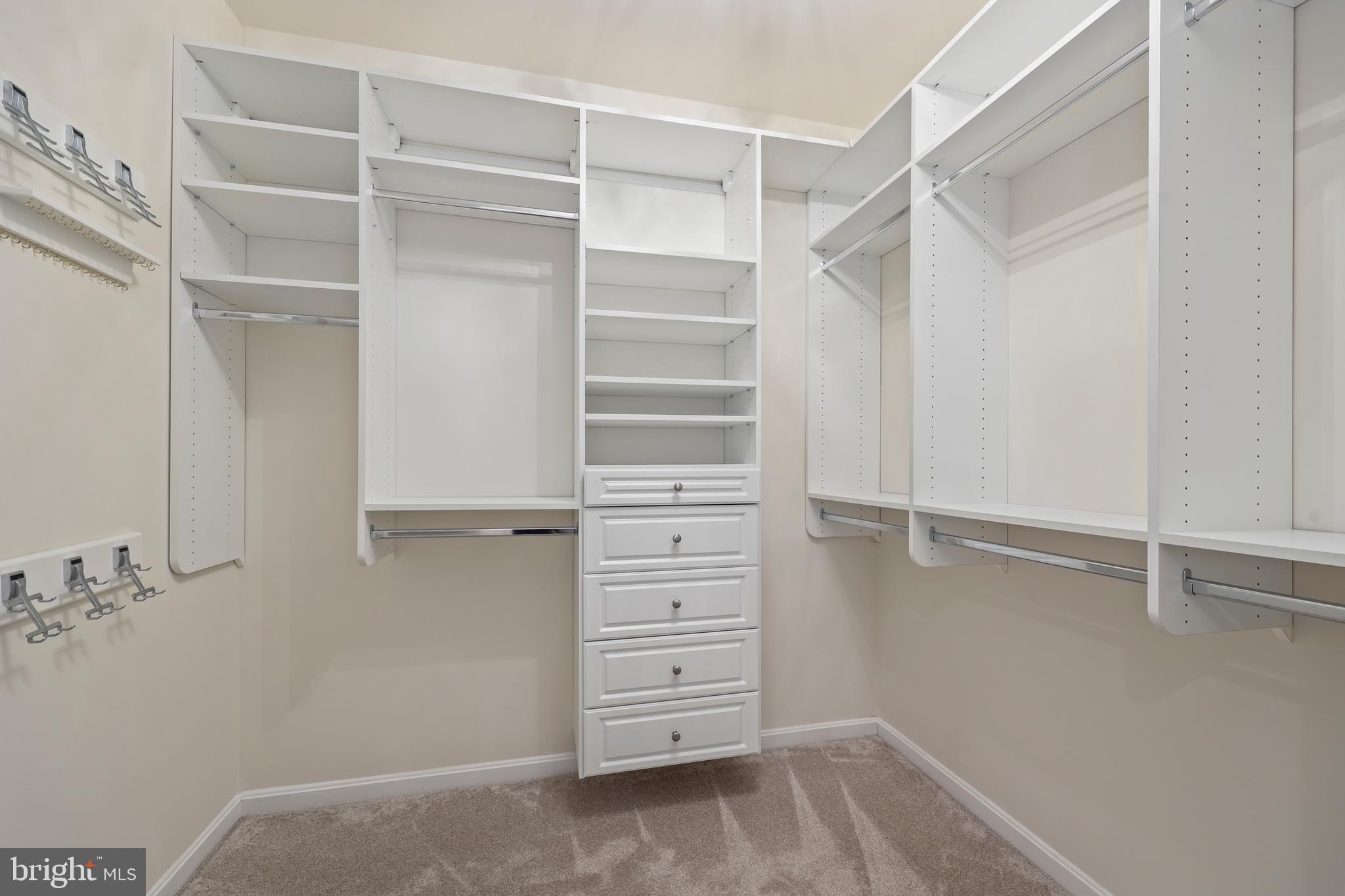 STONE RIDGE - Residential