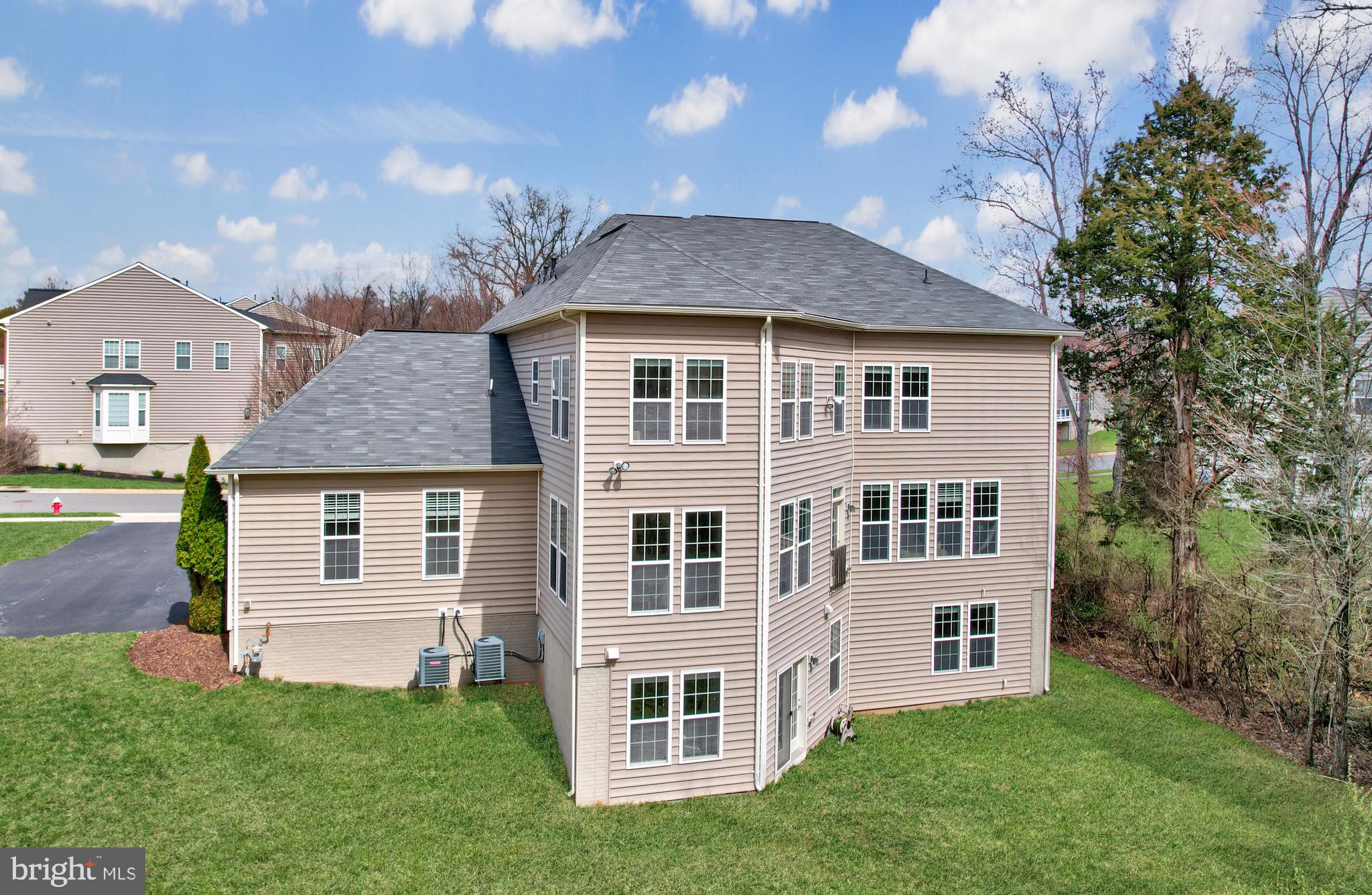 STONE RIDGE - Residential