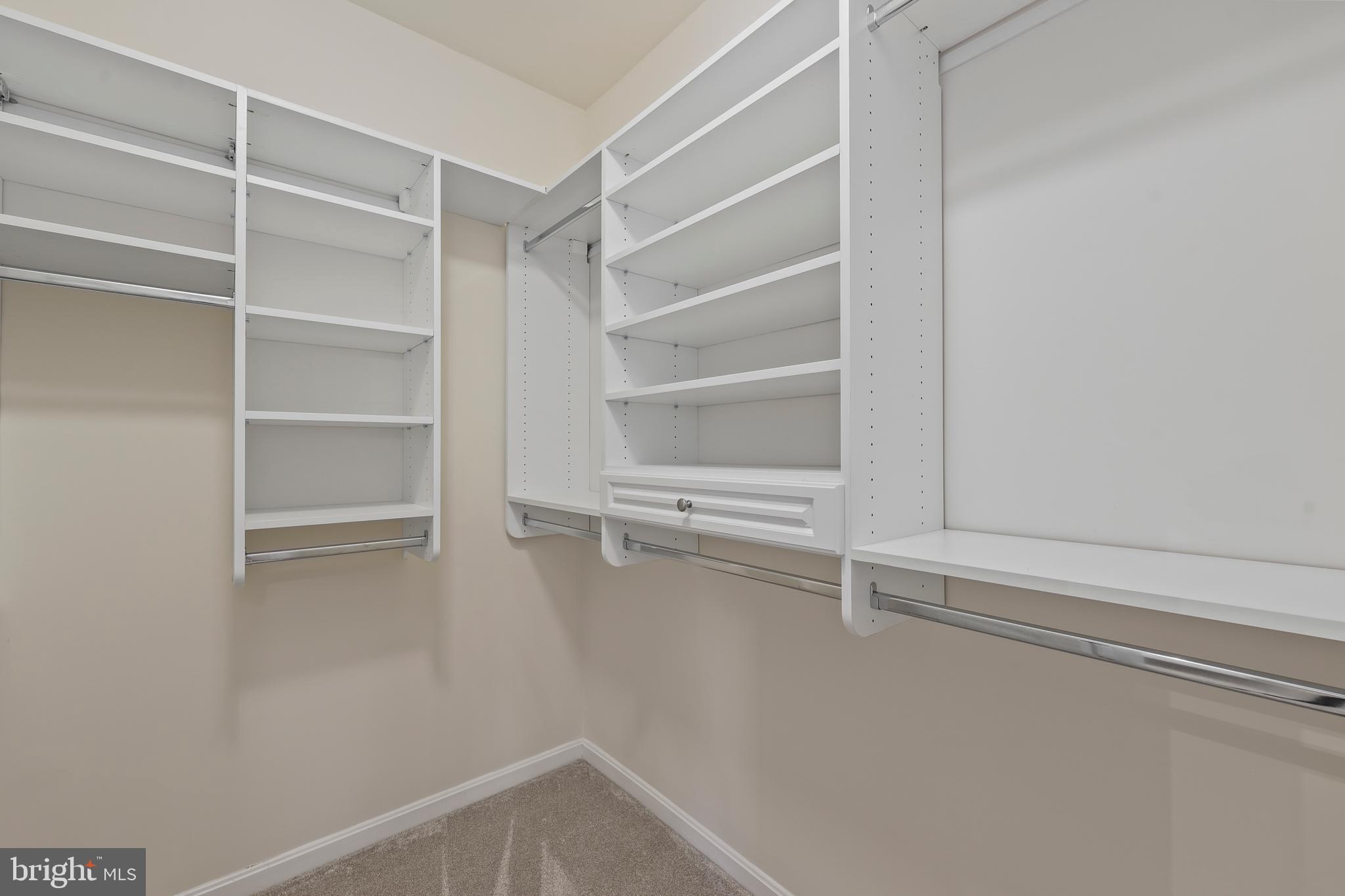 STONE RIDGE - Residential