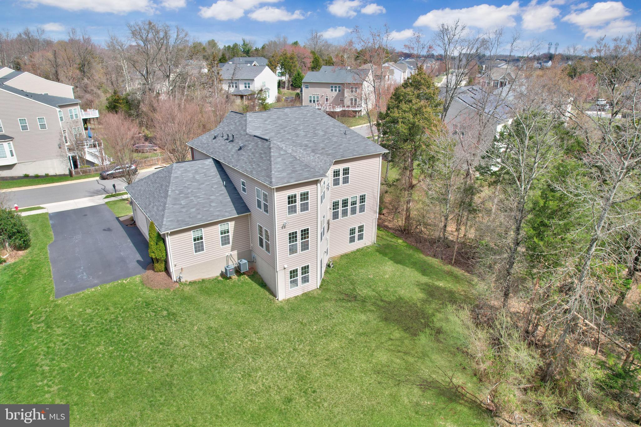 STONE RIDGE - Residential