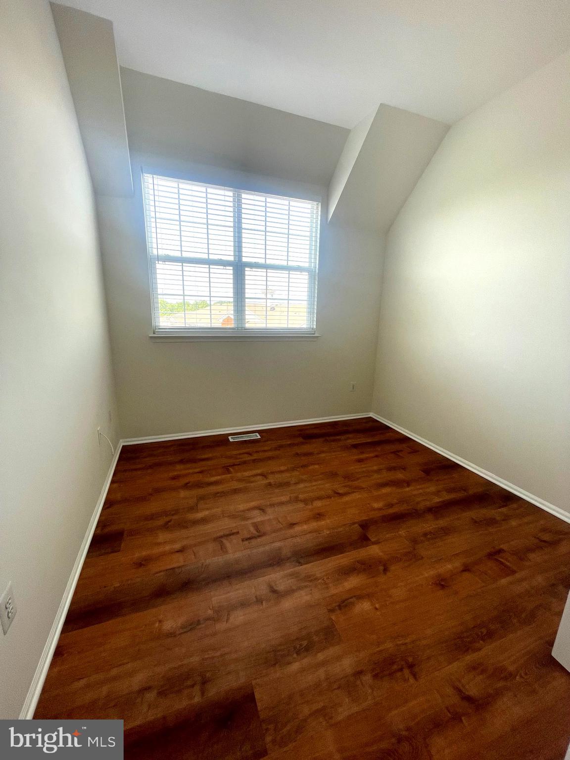 THE TOWNES CONDOMINIUM - Residential