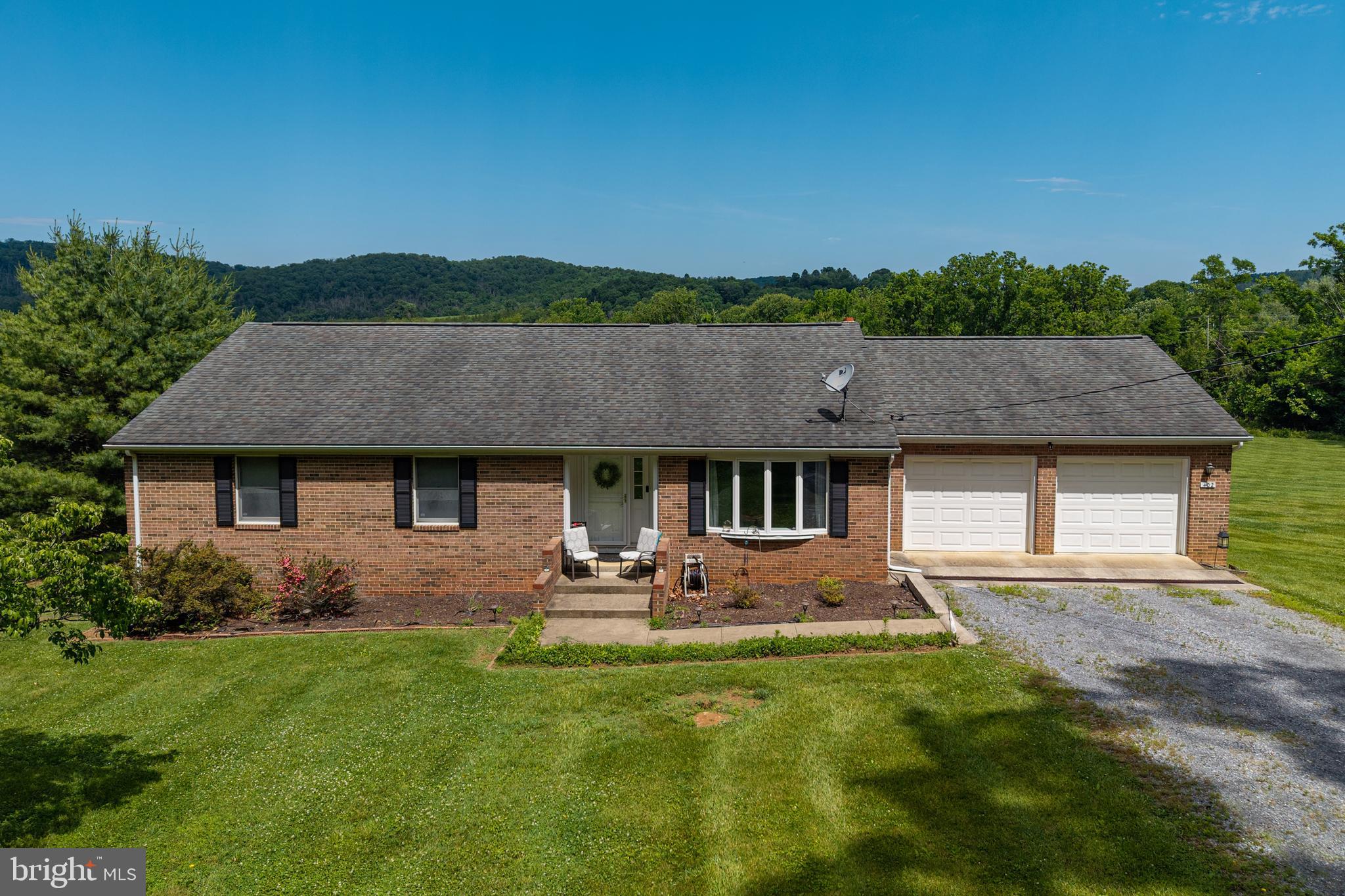 402 LAUCK LANE