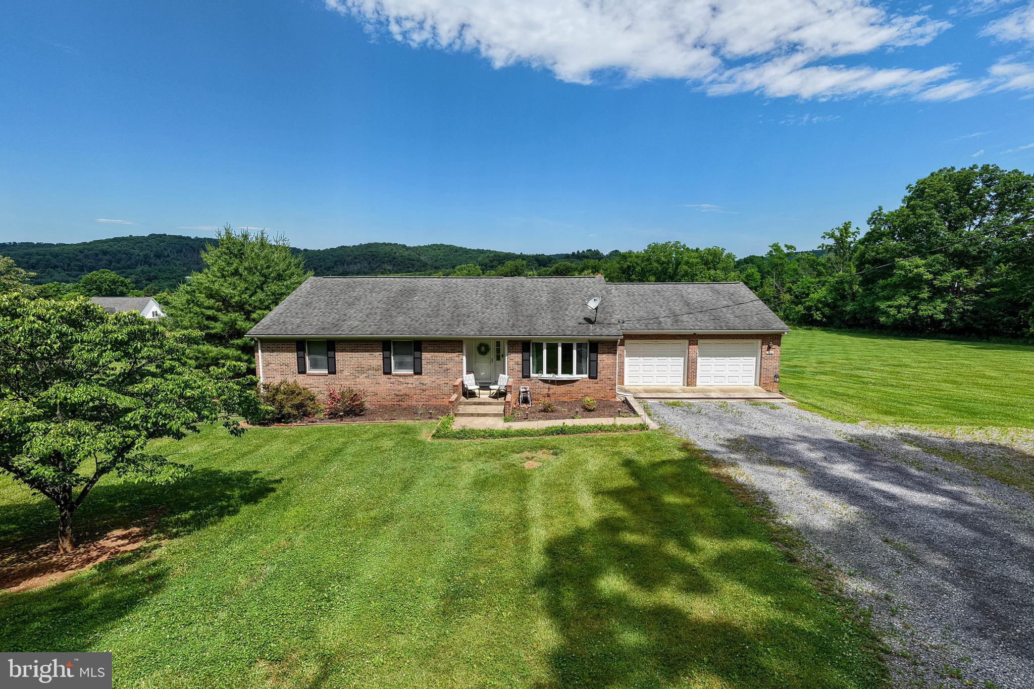 402 LAUCK LANE