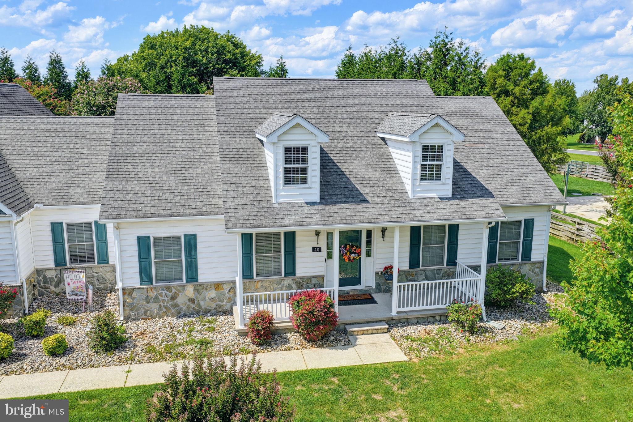 40 YEARLING COURT