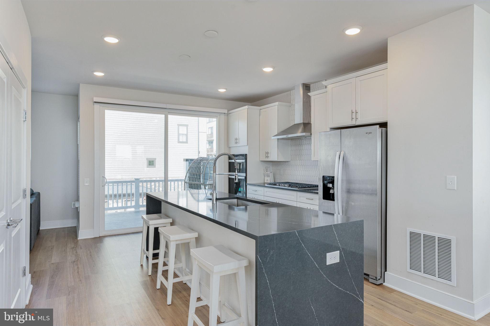 POTOMAC SHORES - Residential