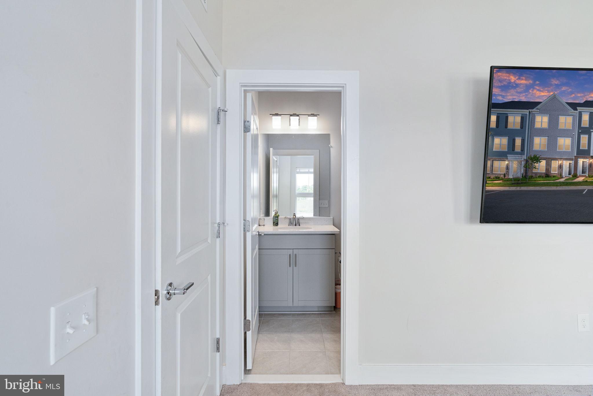 POTOMAC SHORES - Residential