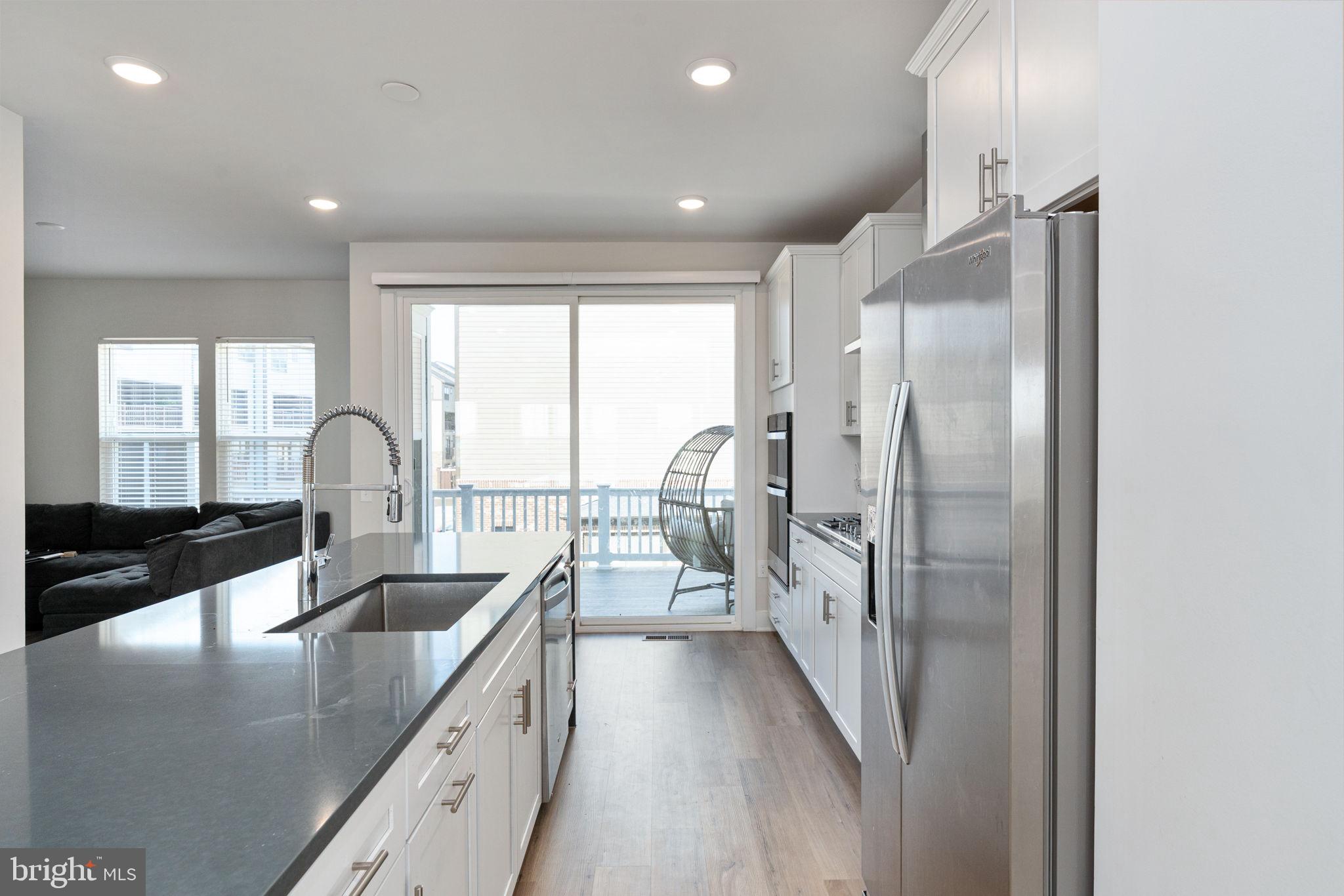 POTOMAC SHORES - Residential