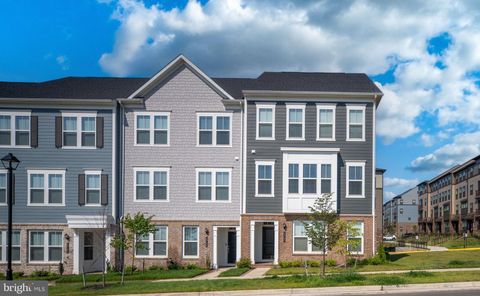 1747 RIVERBLUFF AVENUE DUMFRIES VA 22026