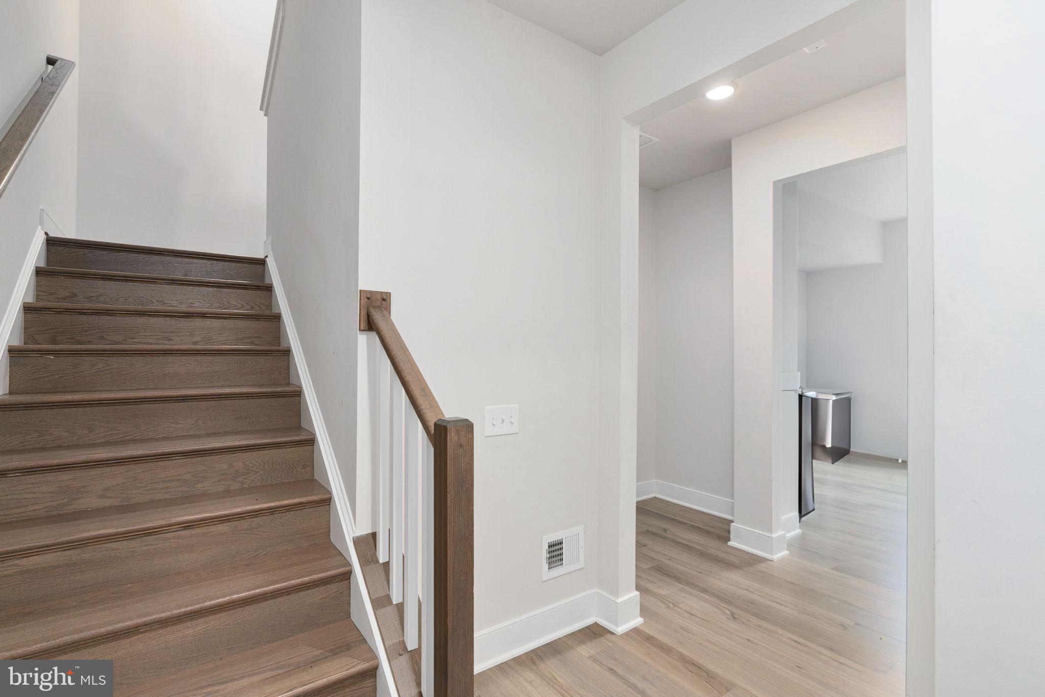 POTOMAC SHORES - Residential