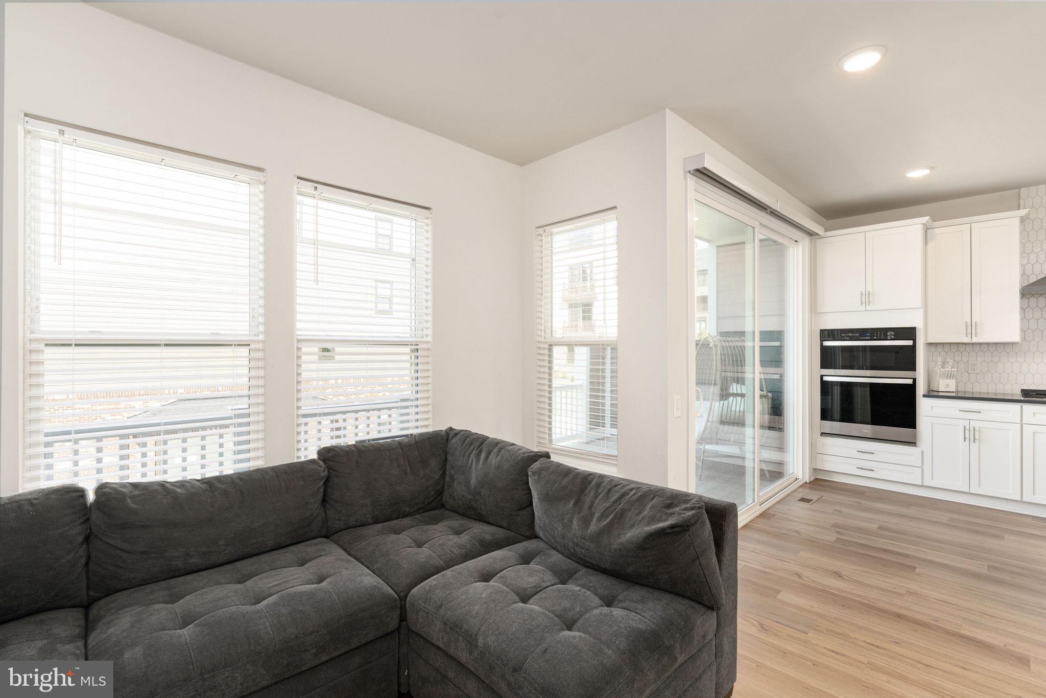 POTOMAC SHORES - Residential