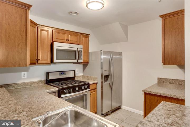 1031 GARDENVIEW LOOP