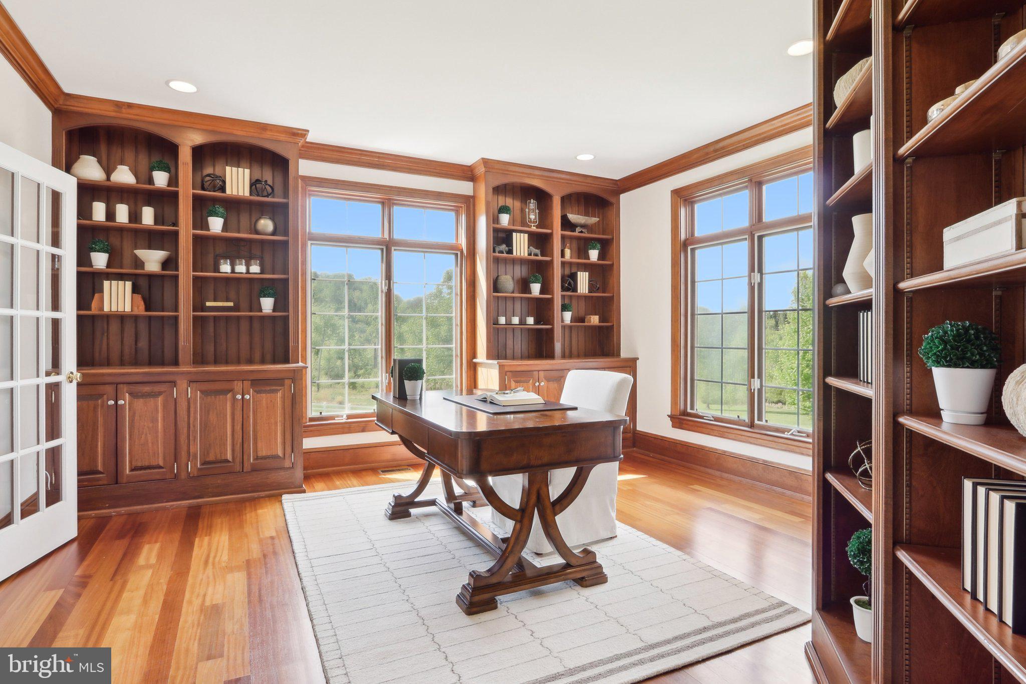 SPRING MEADOW FARM - Residential