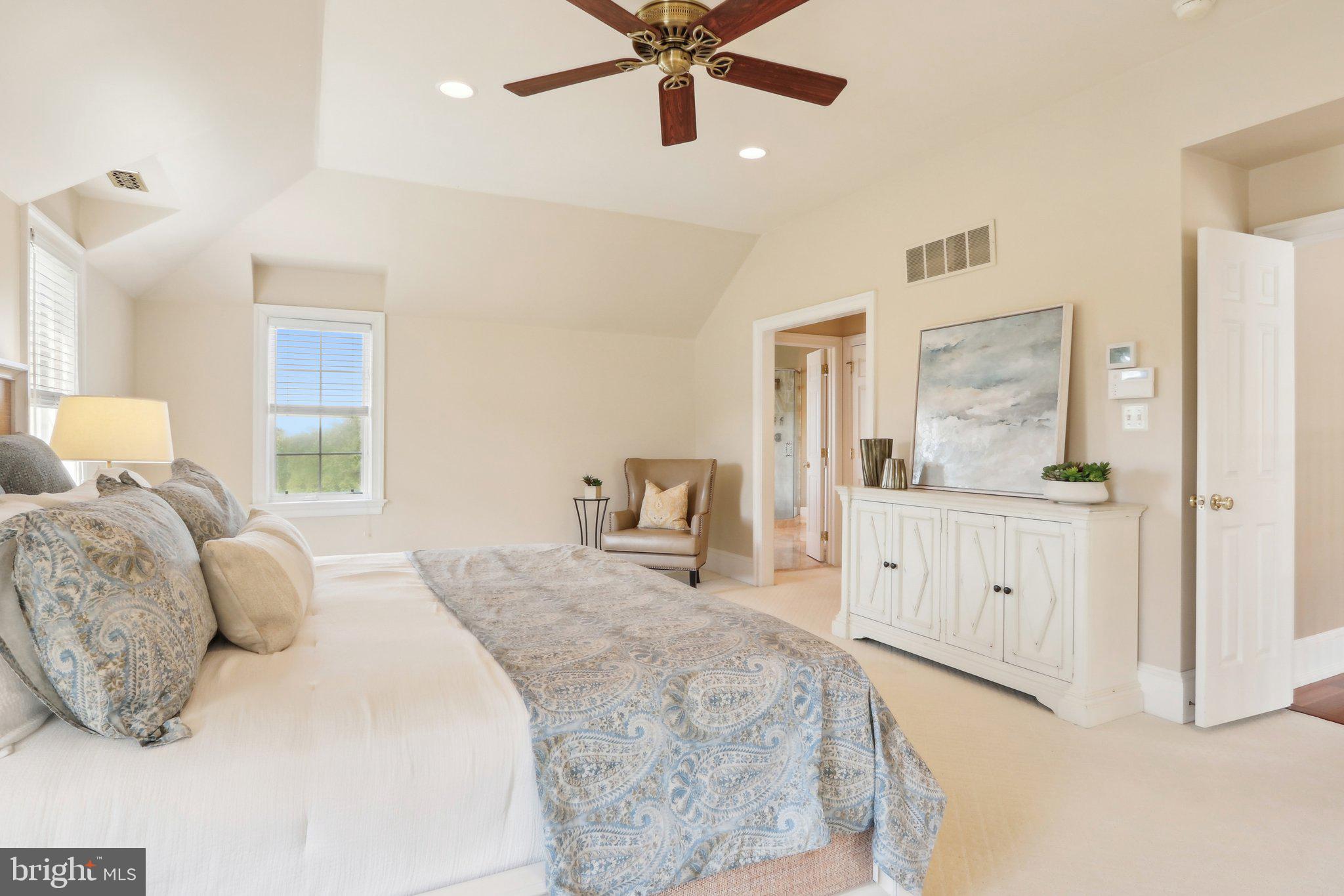 SPRING MEADOW FARM - Residential