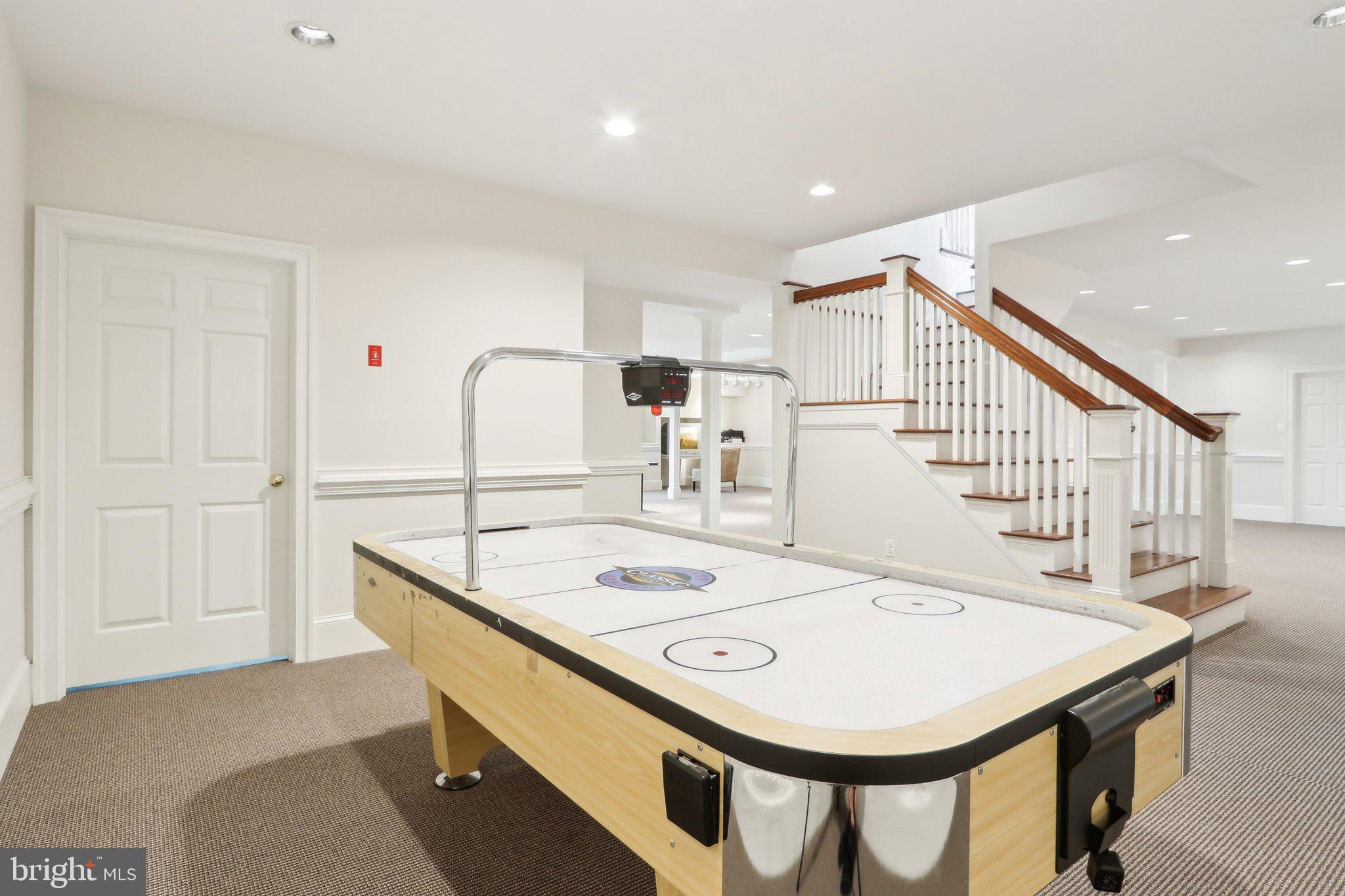 SPRING MEADOW FARM - Residential