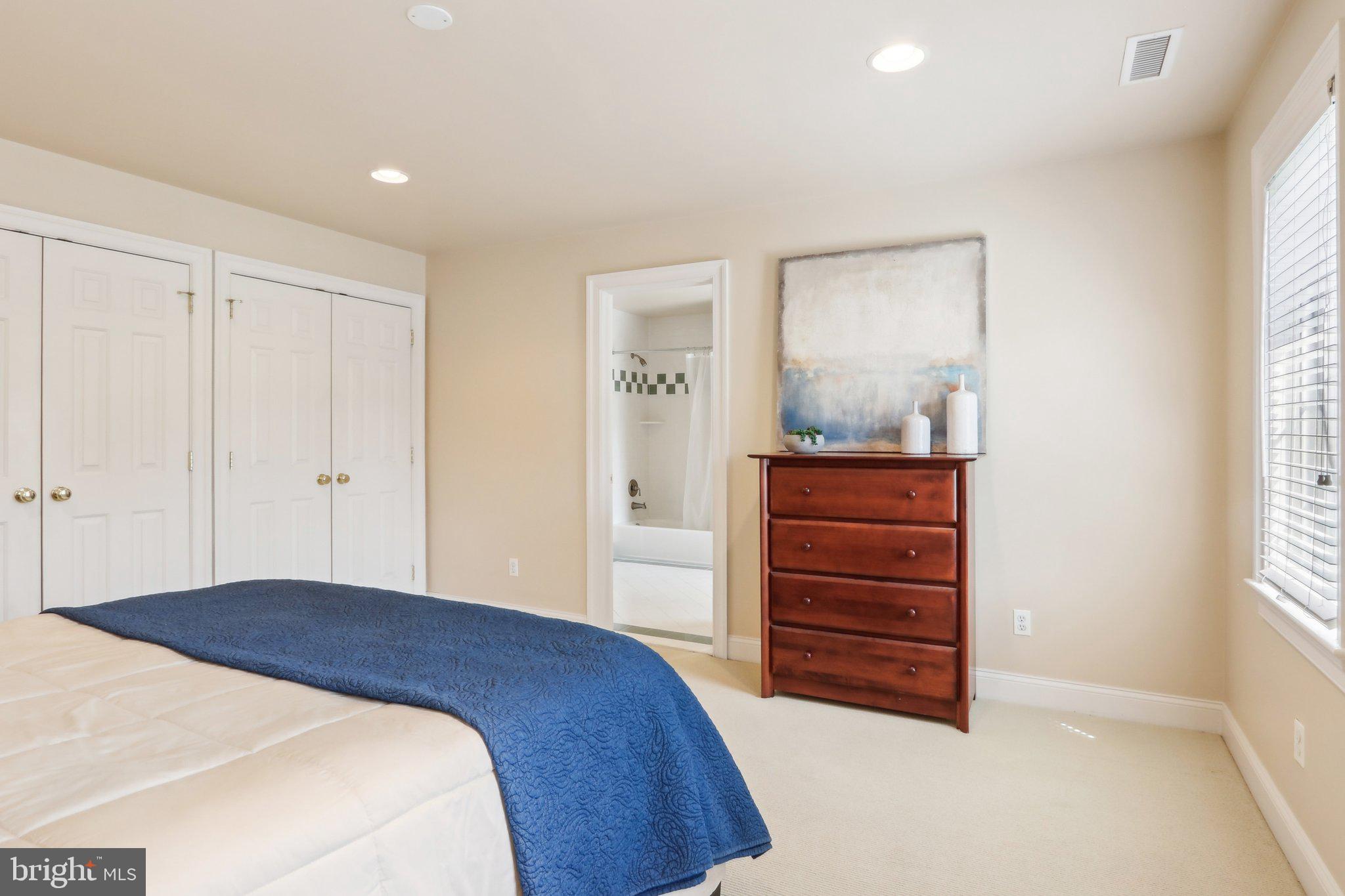 SPRING MEADOW FARM - Residential