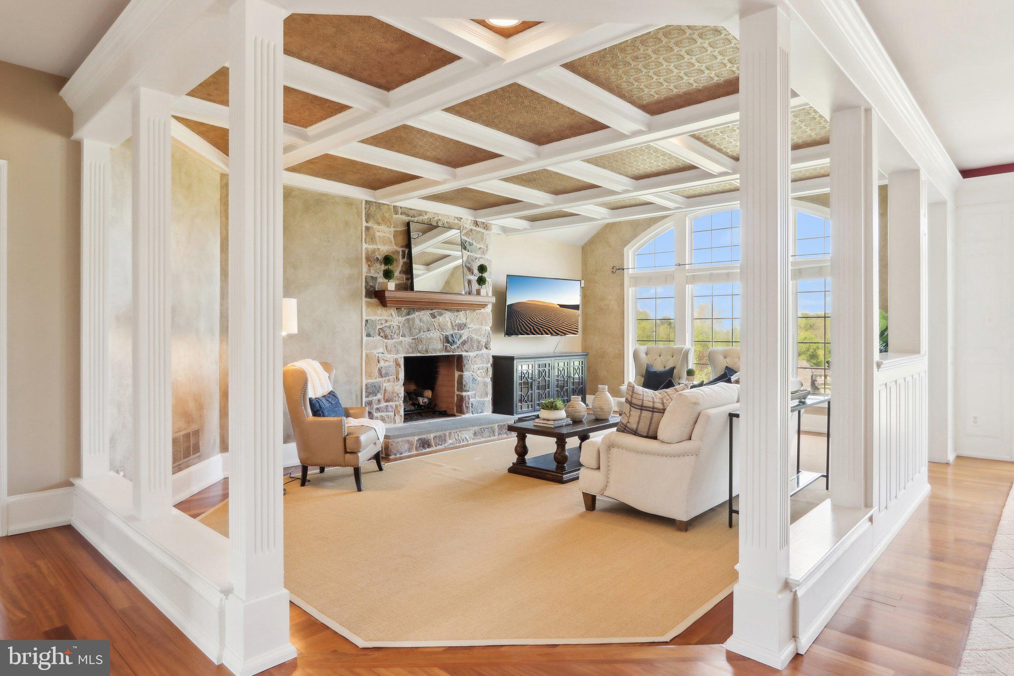 SPRING MEADOW FARM - Residential