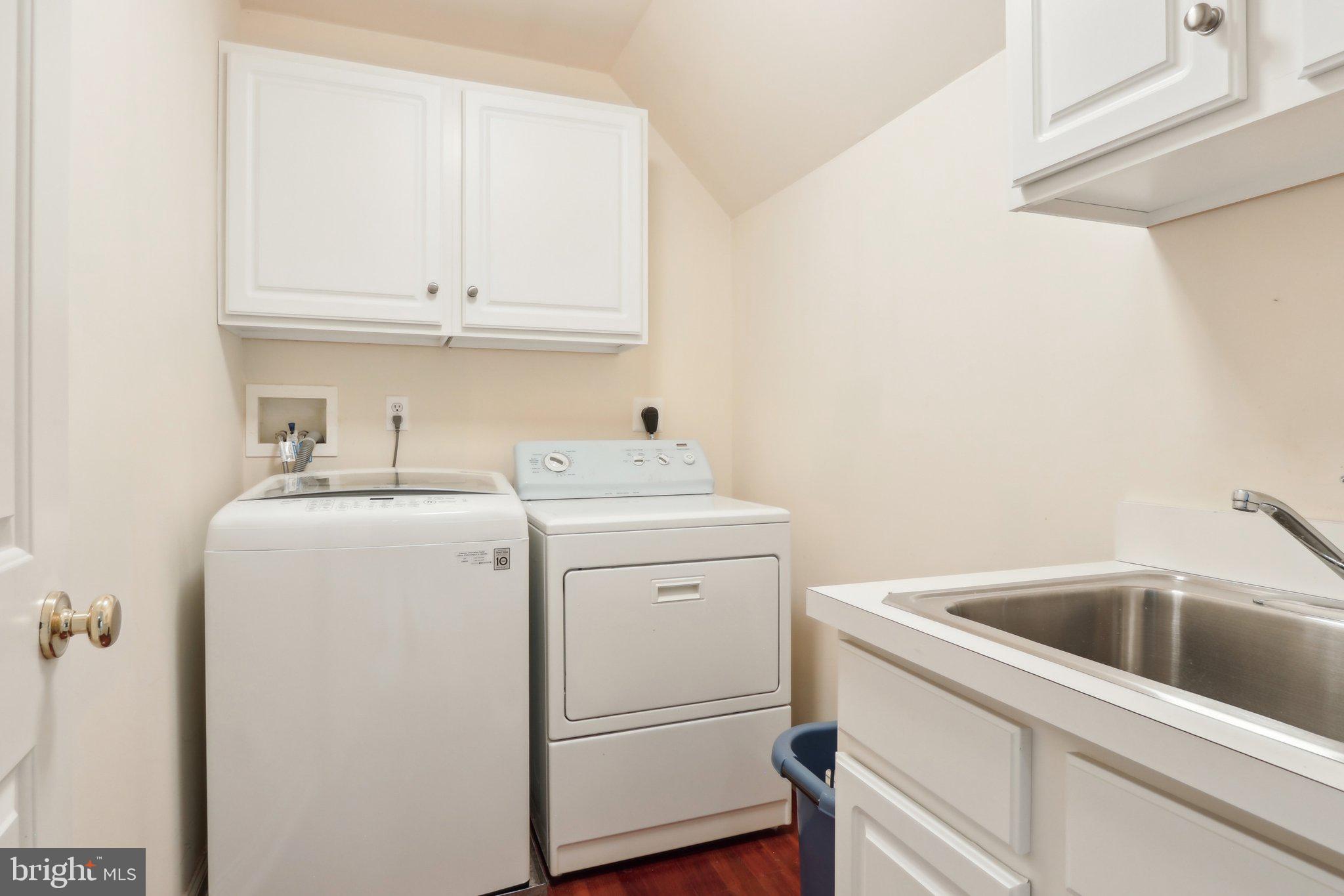 SPRING MEADOW FARM - Residential