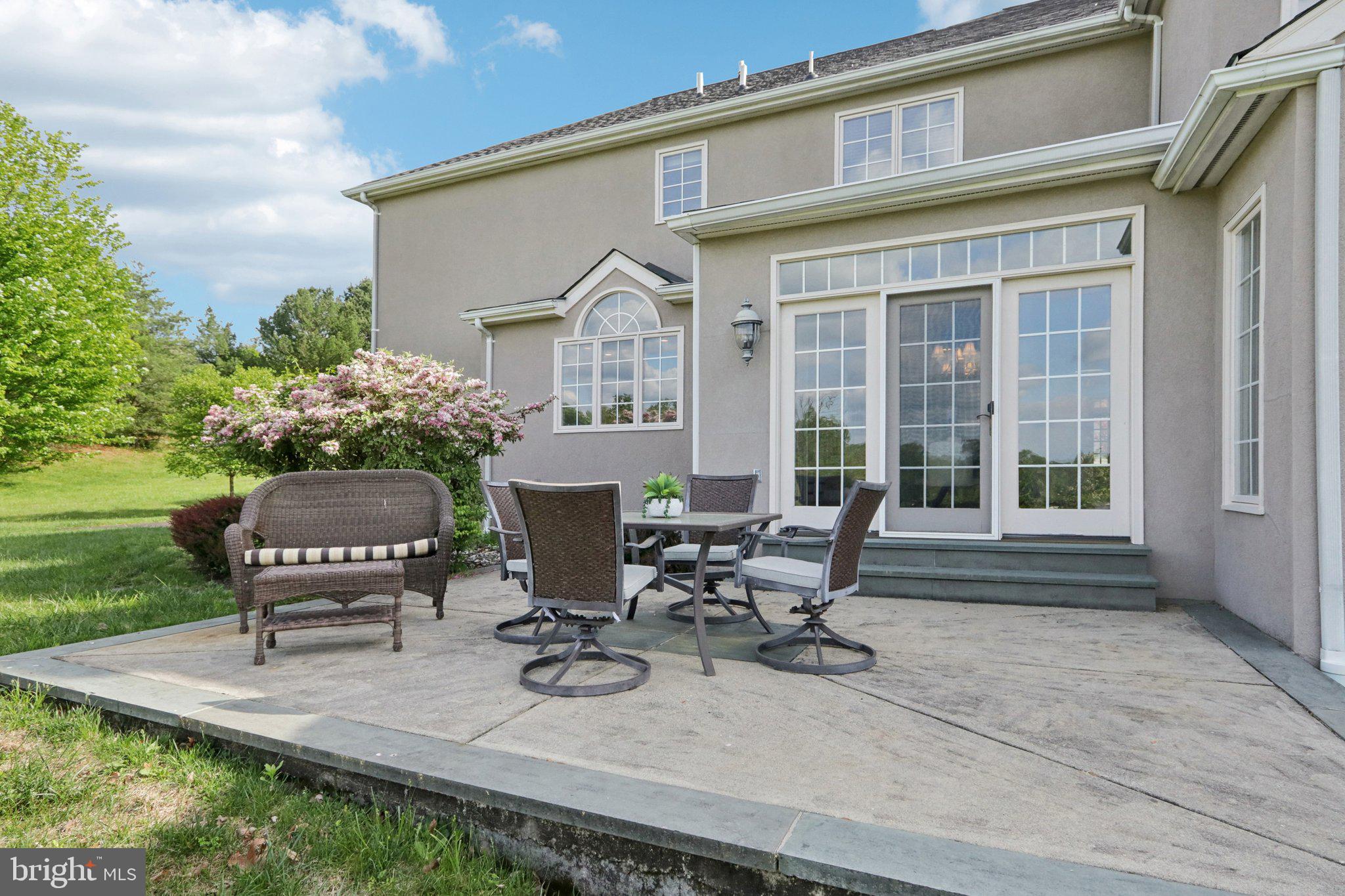 SPRING MEADOW FARM - Residential