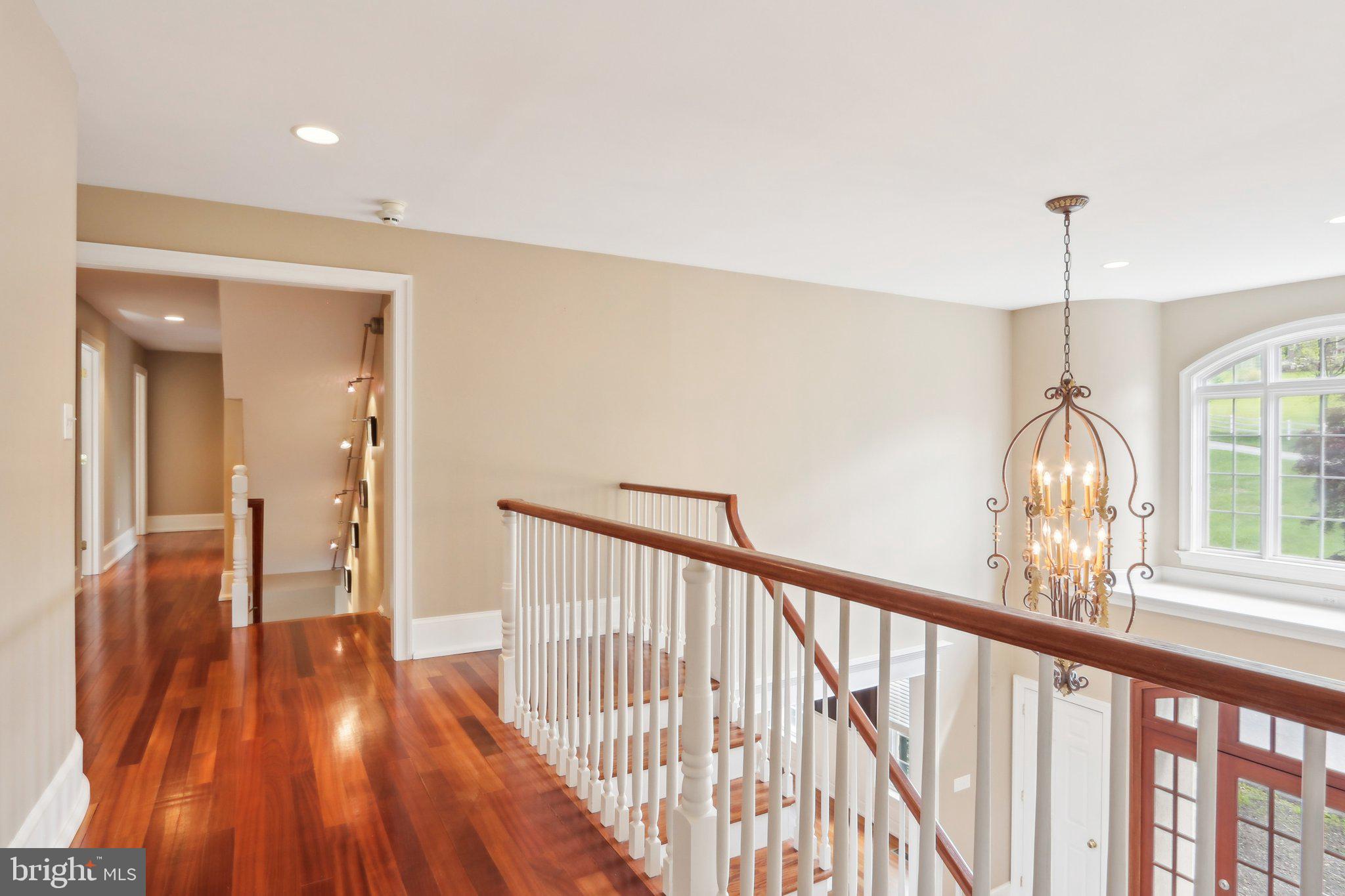 SPRING MEADOW FARM - Residential