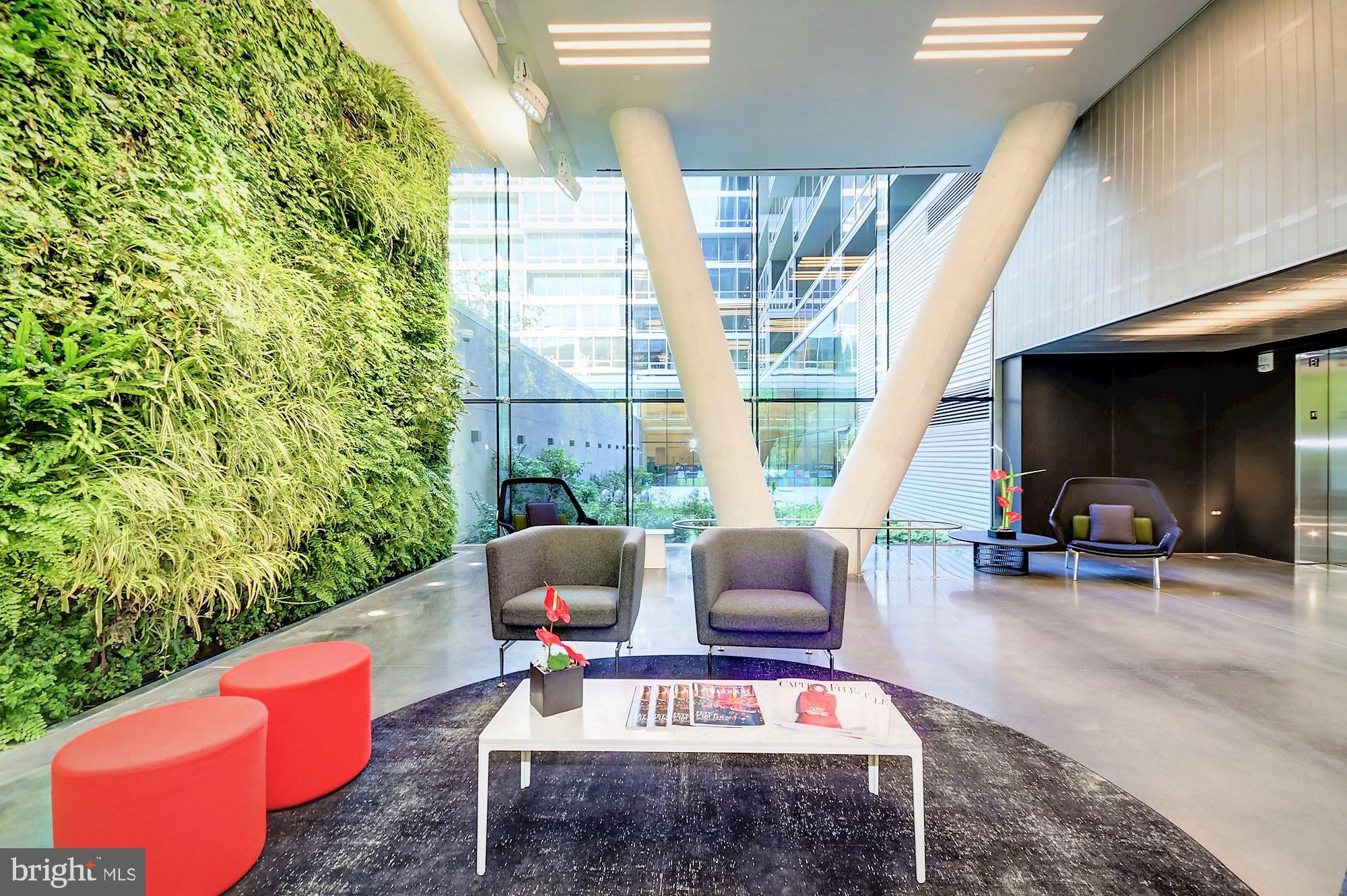 WEST END - Residential