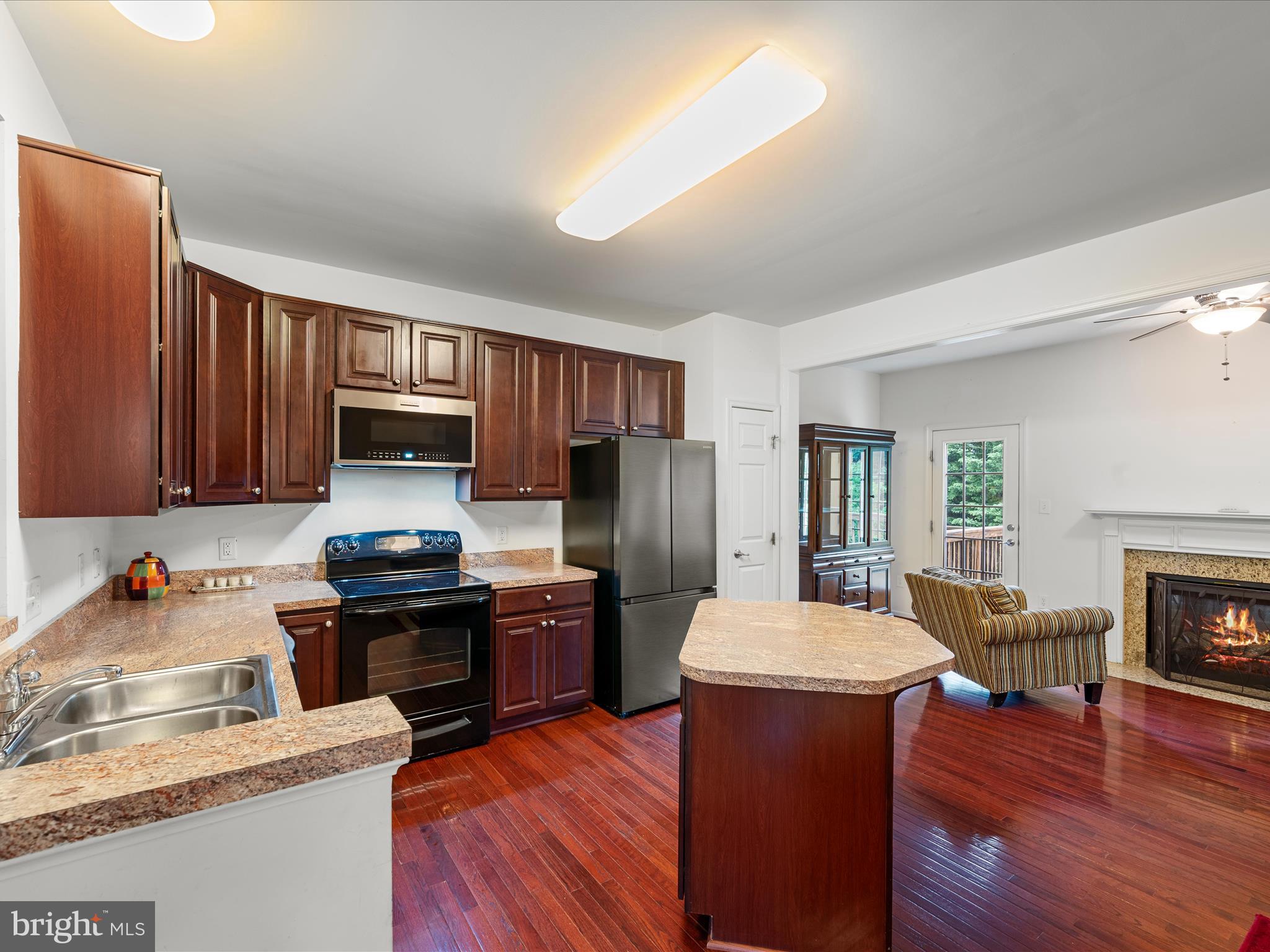 WINDMILL CROSSING - Residential