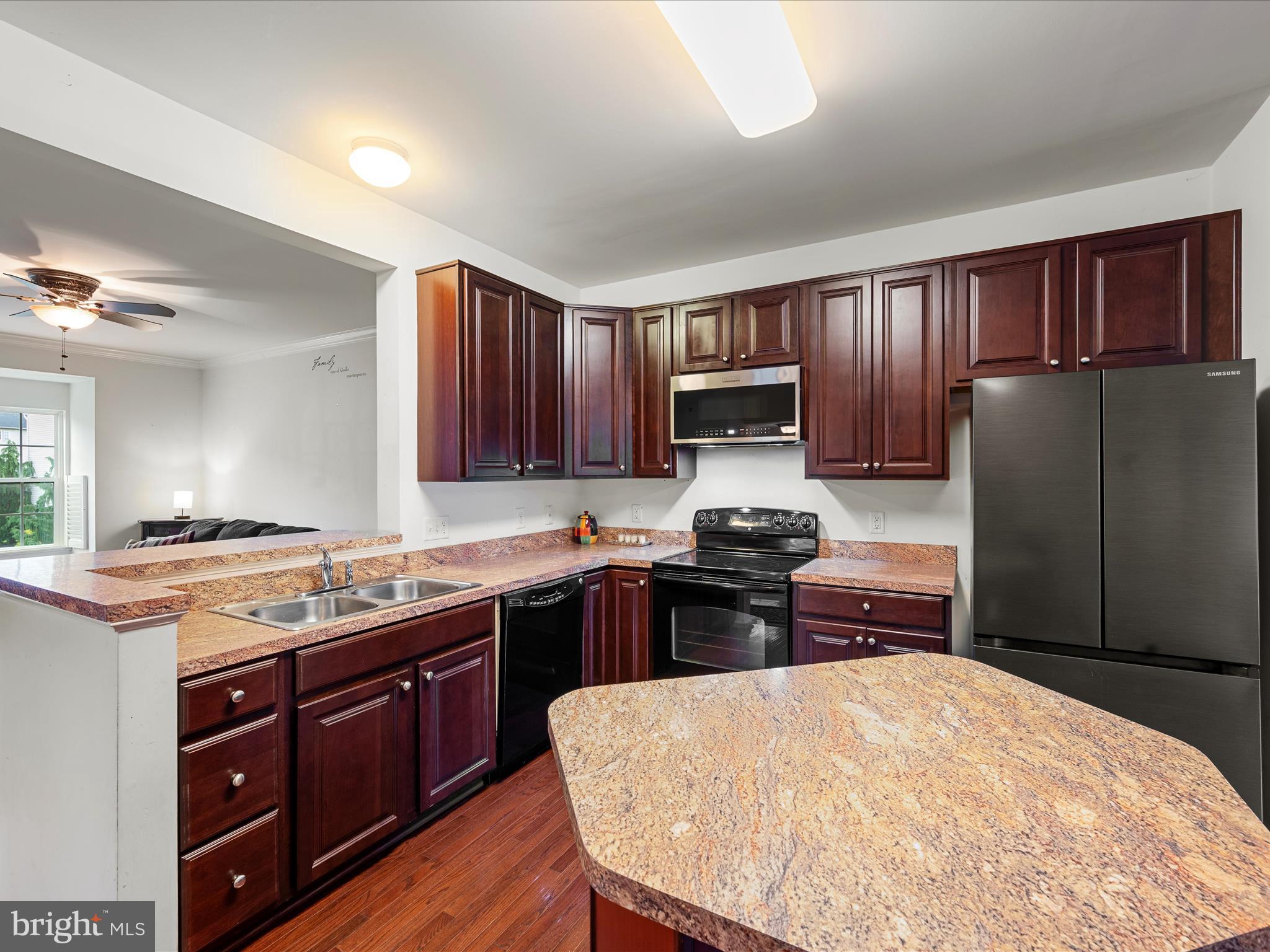 WINDMILL CROSSING - Residential