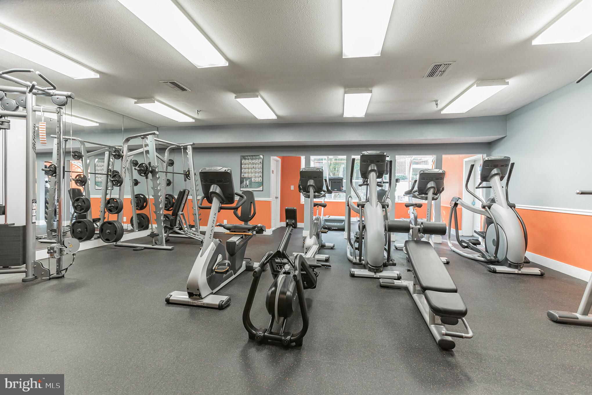 POINTE AT PARK CENTER - Residential Lease